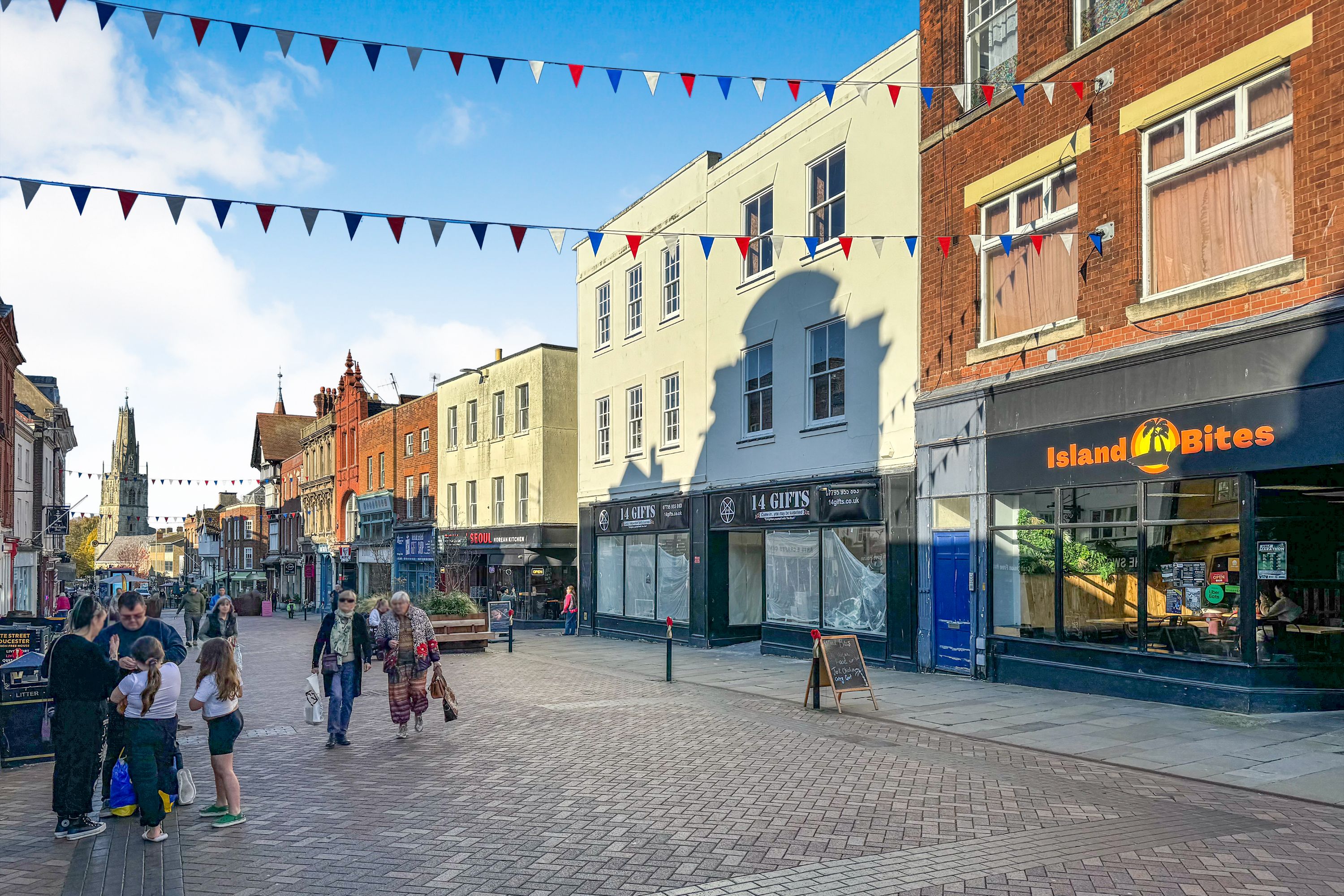 38/40 Westgate and 4-5a College Court, Gloucester, Gloucestershire GL1 2NG