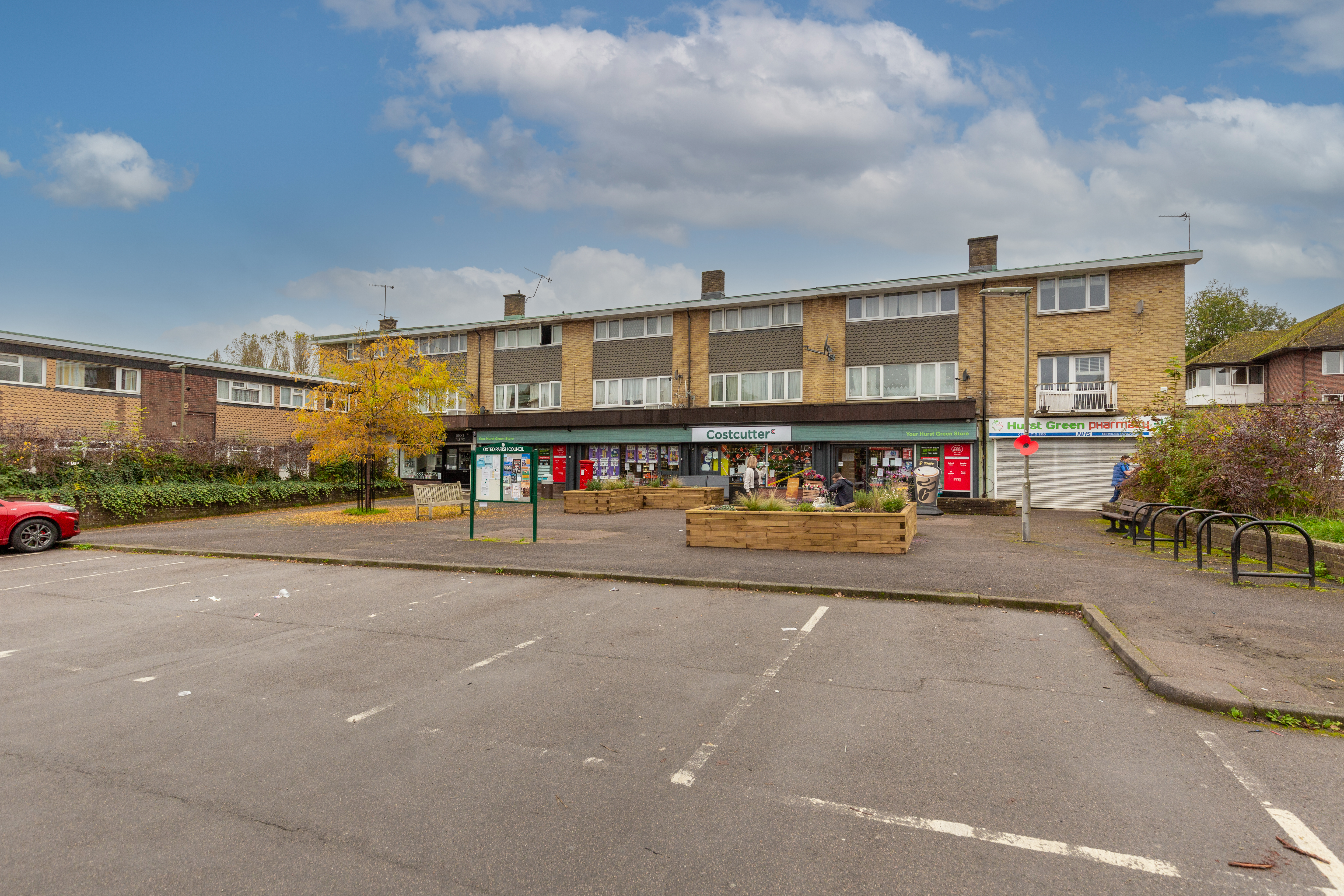 216 Pollards Oak Road, Hurst Green, Oxted, RH8 0JP