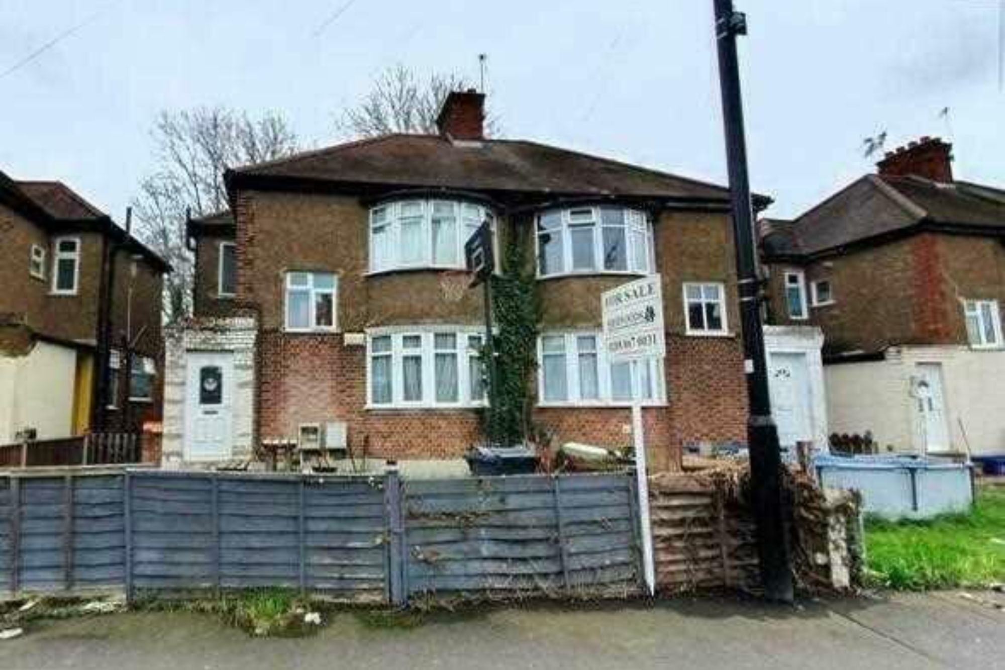12 River Gardens, Feltham, TW14 0RE