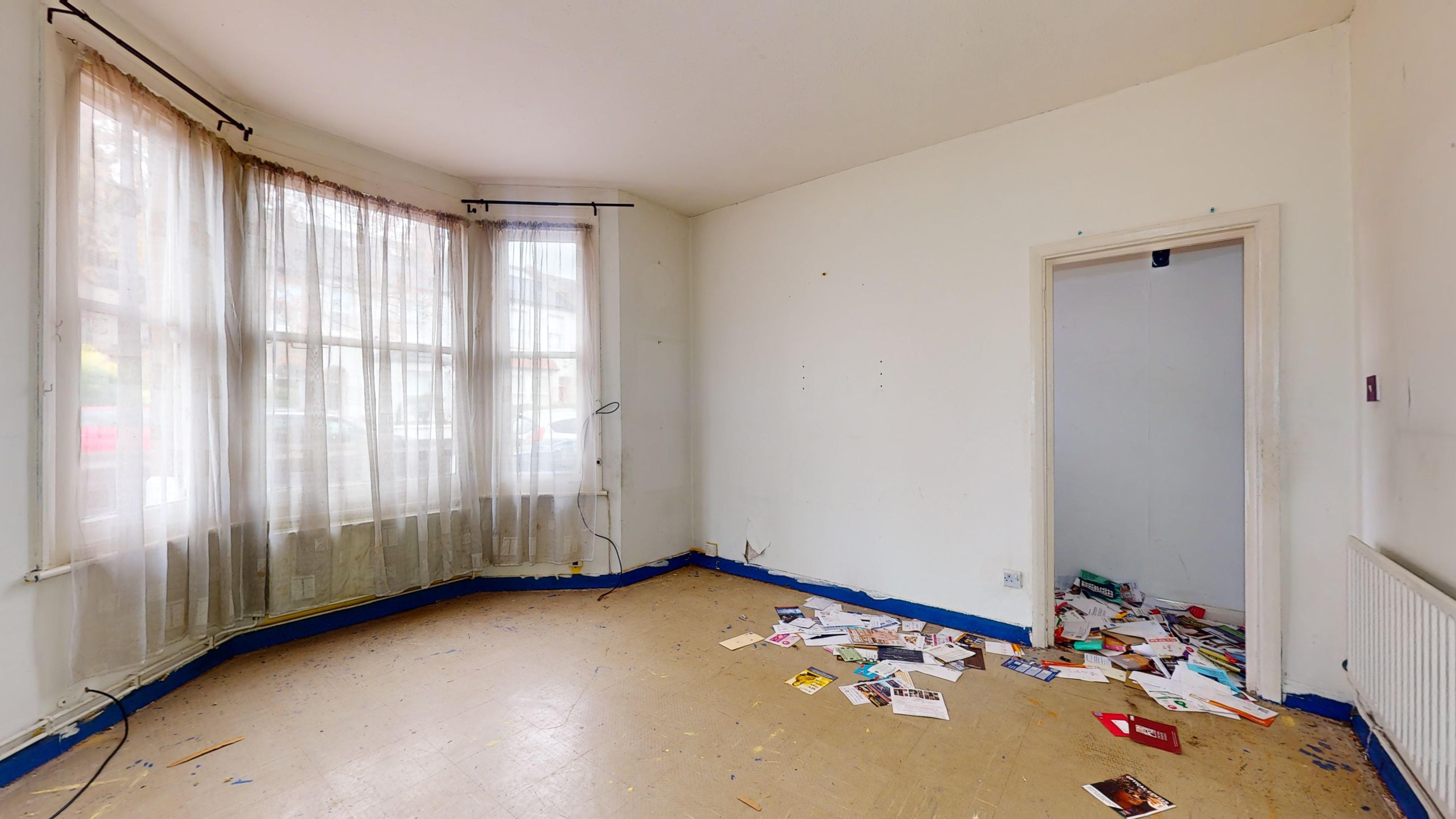 Ground Floor Flat, 8 Wycliffe Road, Wimbledon, London, SW19 1ER