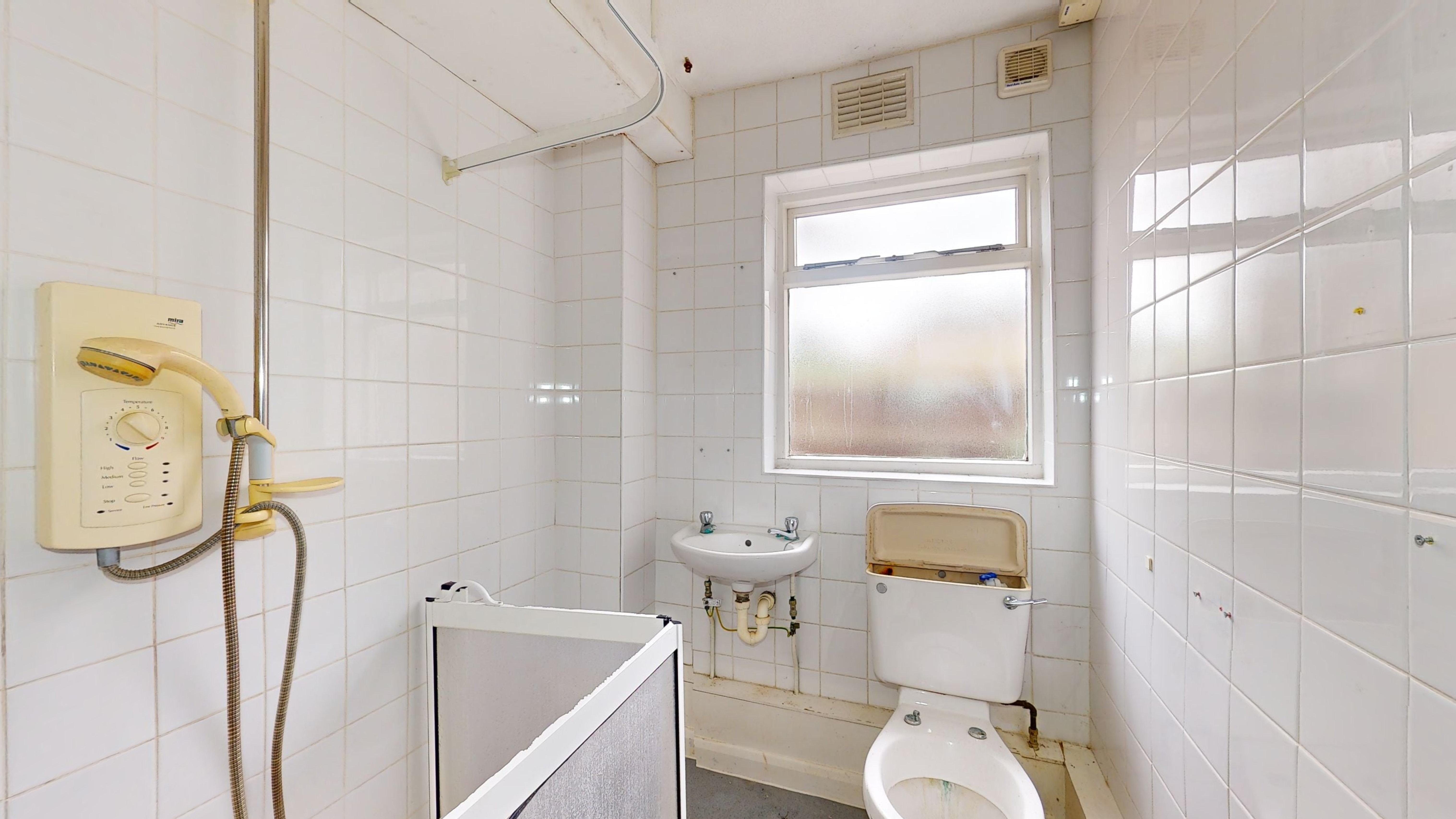 Ground Floor Flat, 8 Wycliffe Road, Wimbledon, London, SW19 1ER