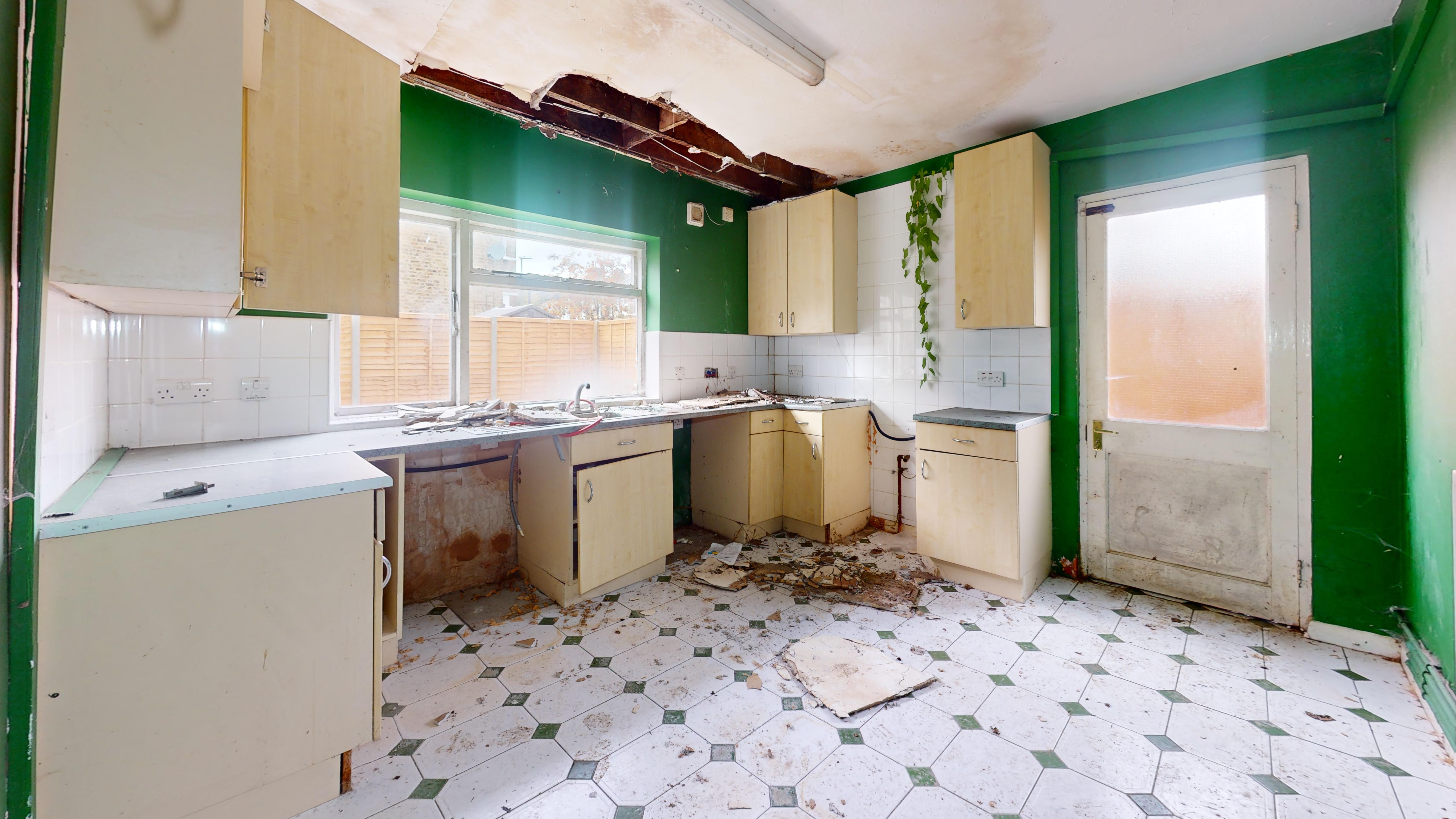 Ground Floor Flat, 8 Wycliffe Road, Wimbledon, London, SW19 1ER