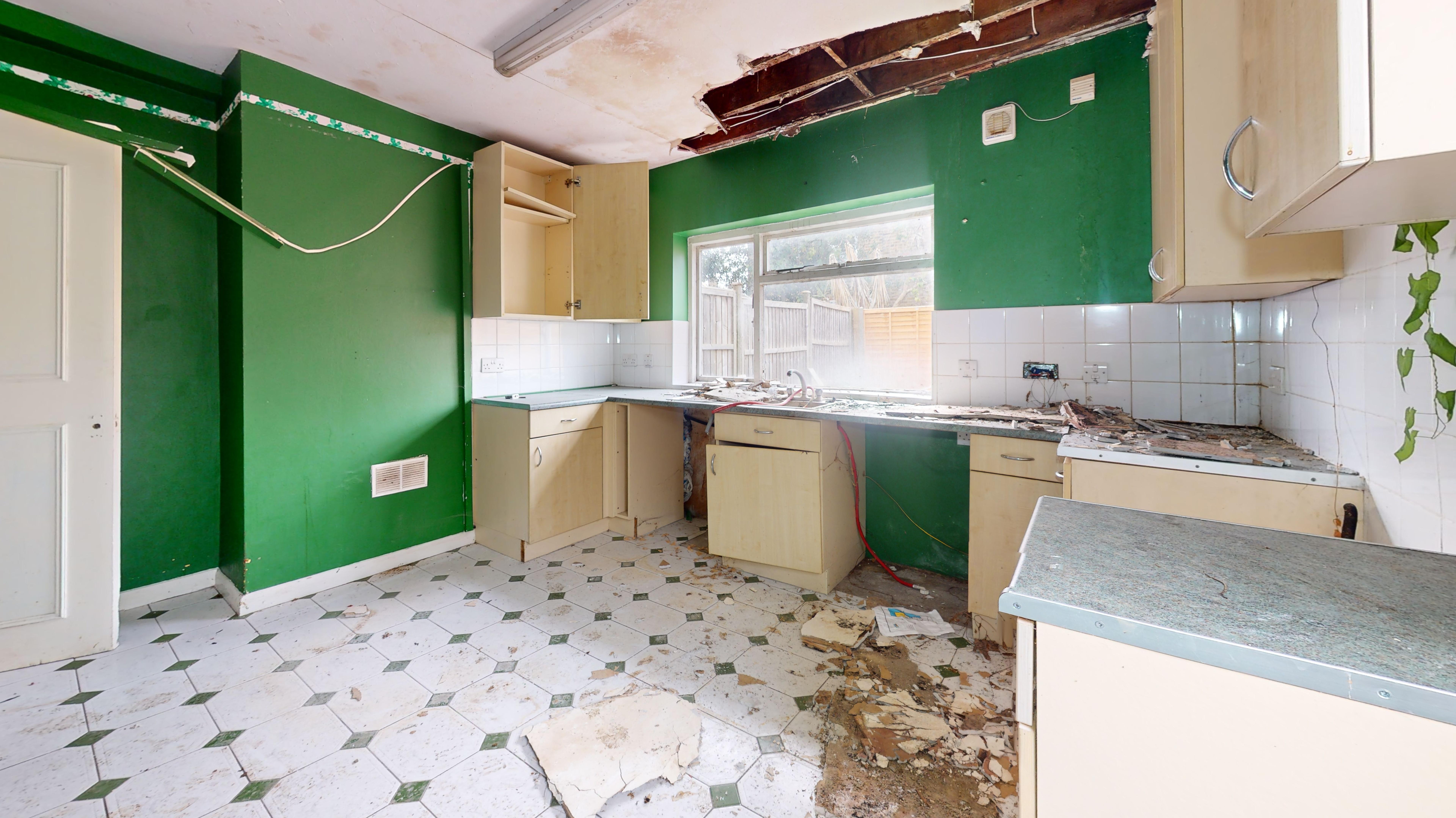 Ground Floor Flat, 8 Wycliffe Road, Wimbledon, London, SW19 1ER