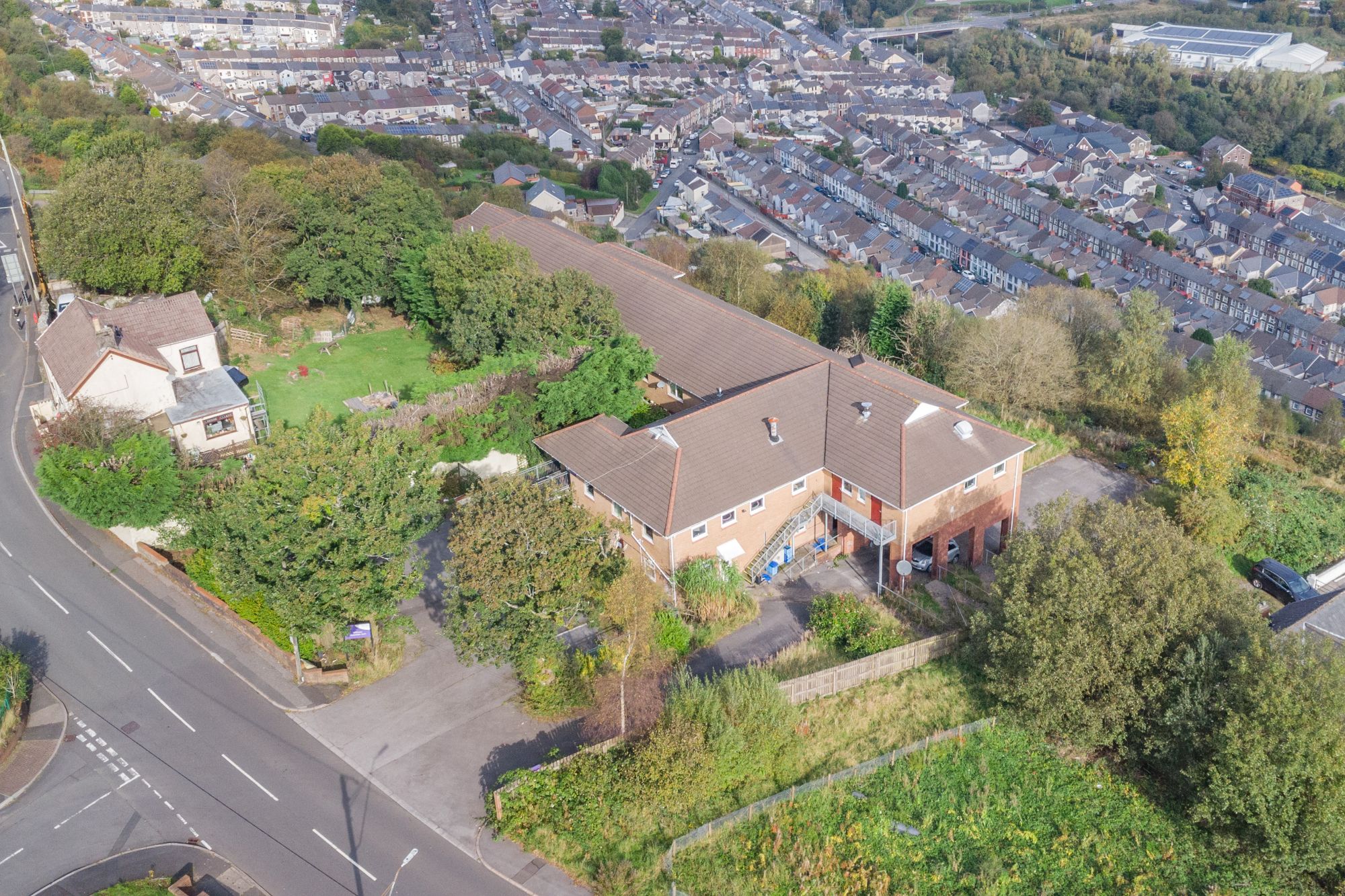 Willows Mountain Ash, Llanwonno Road, Perthcelyn, Rhondda Cynon, Taff, Wales, CF45 3LJ