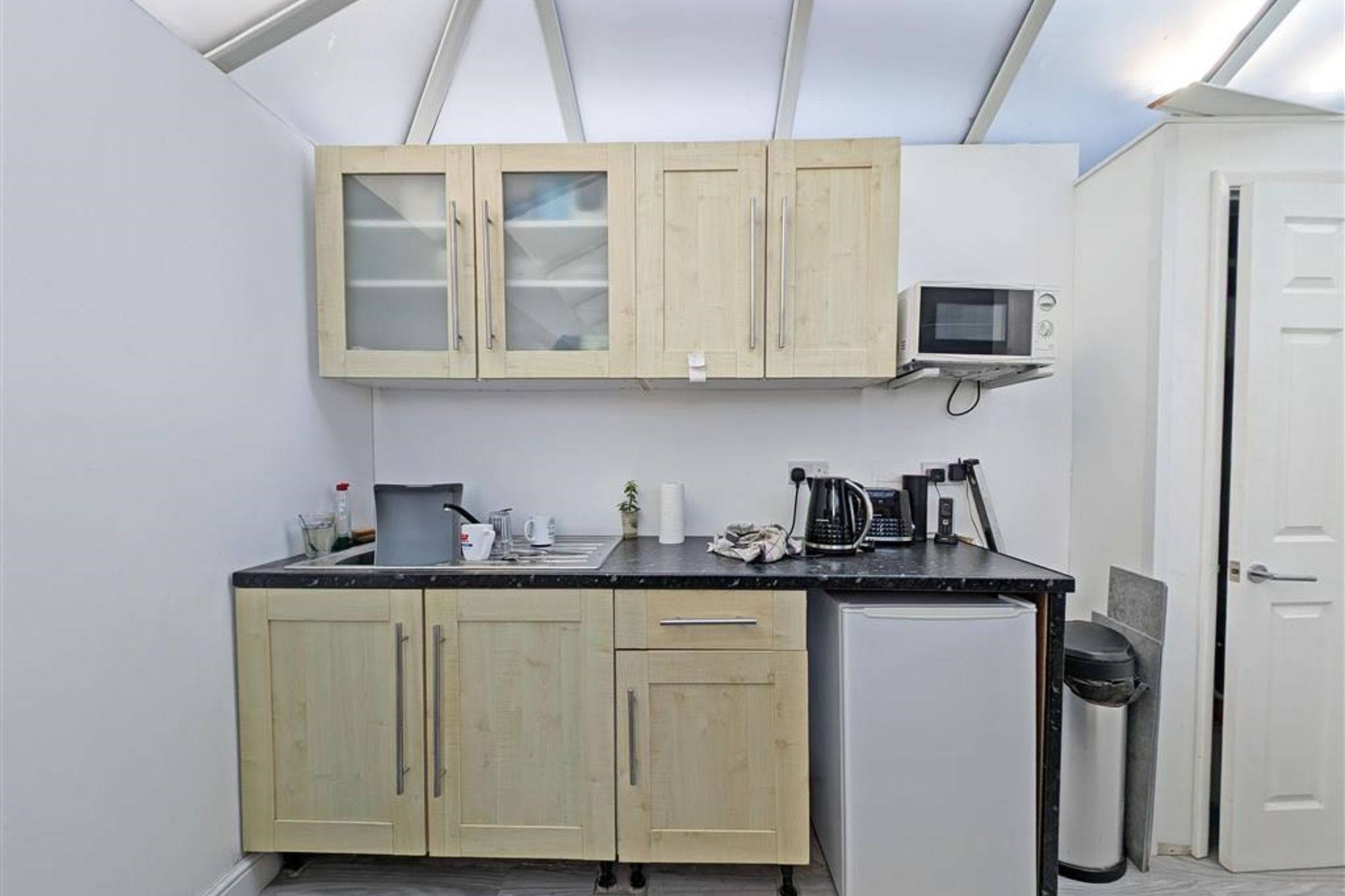 106 Stone Lane, Worthing, West Sussex BN13 2BG