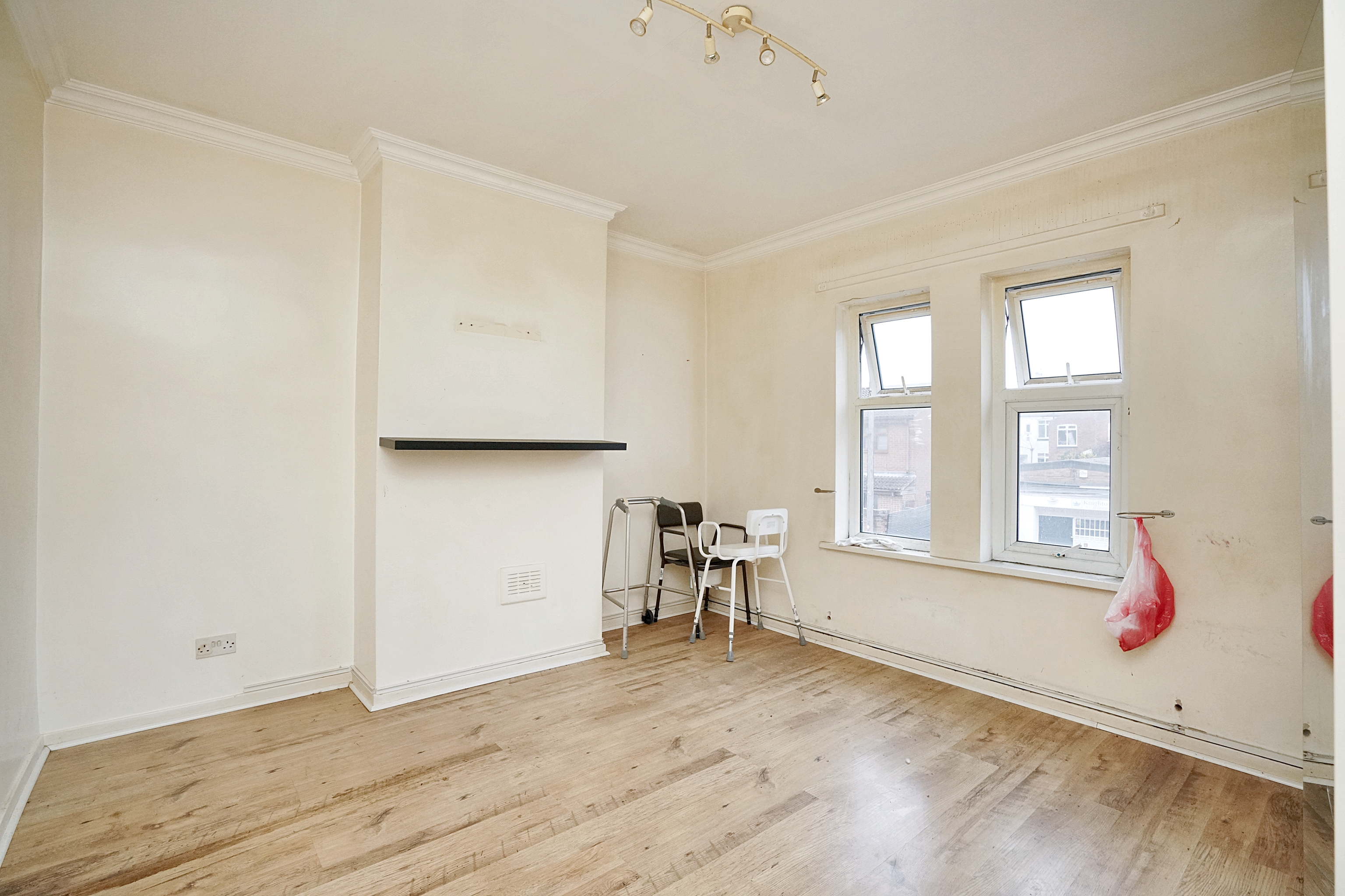 24 Lothair Road, Leicester LE2 7QB
