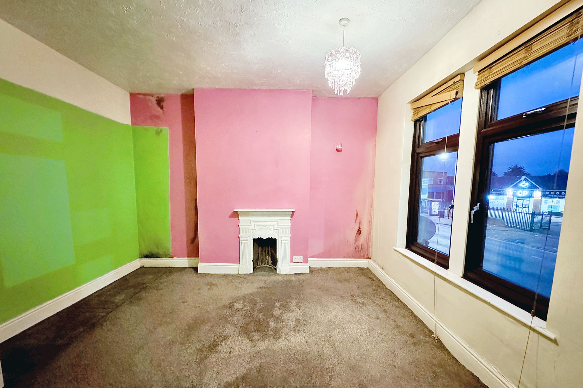 160 Lincoln Road, Peterborough, Cambridgeshire PE1 2NR