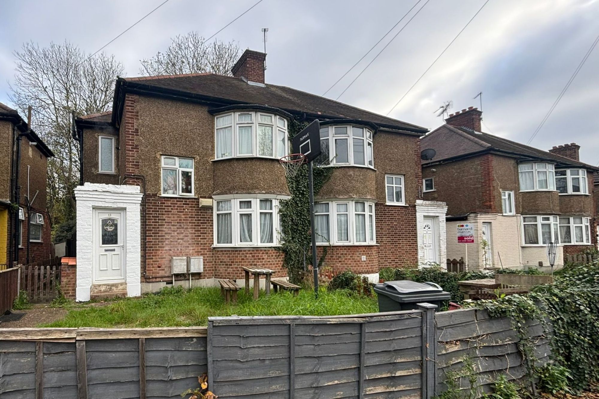 12 River Gardens, Feltham, TW14 0RE