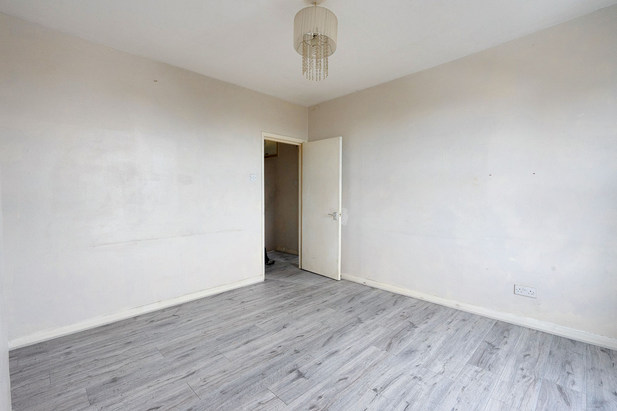 37C Scrubs Lane, Harlesden, London, NW10 6AA