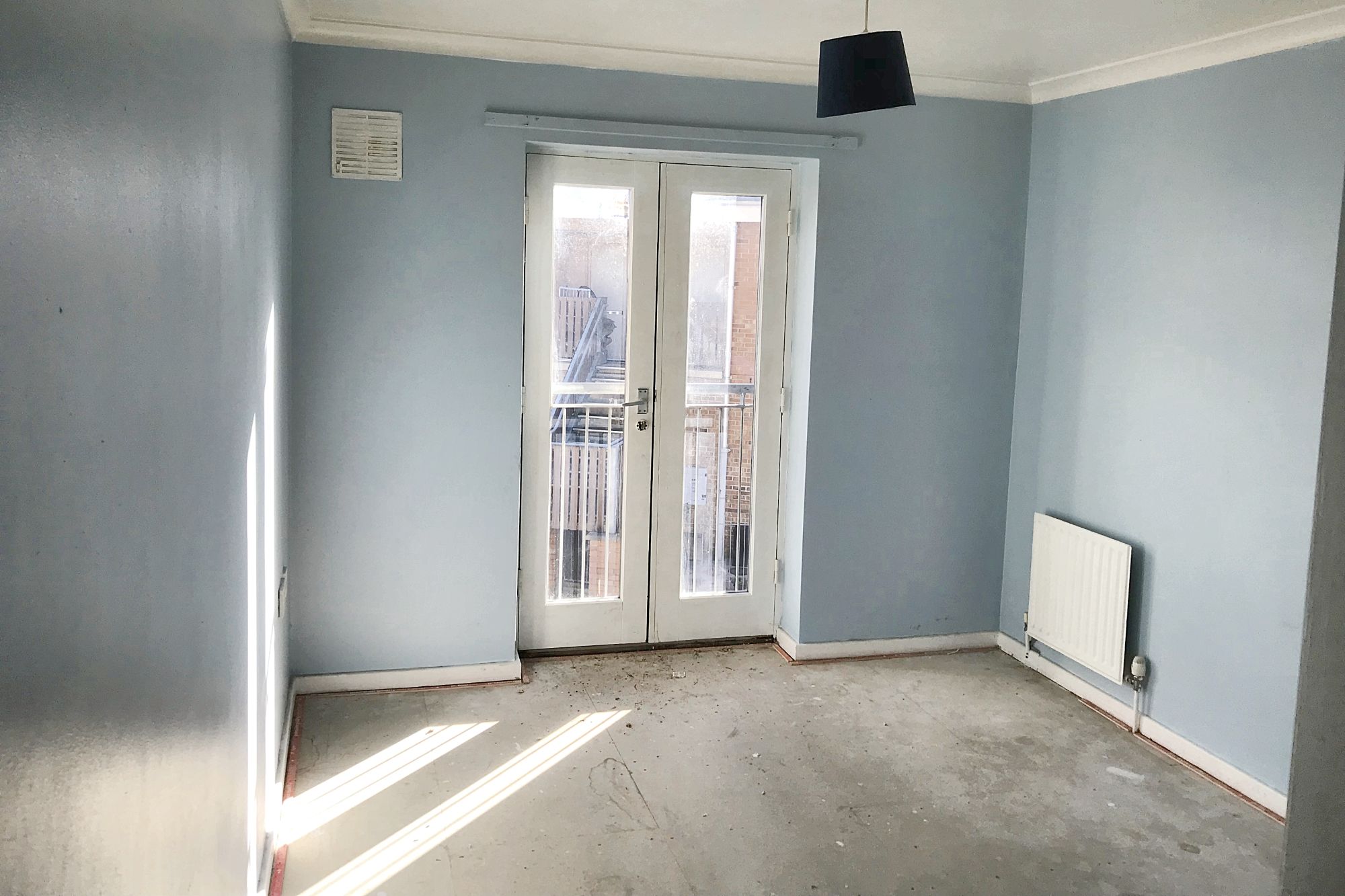 10 Broxburn Court, Broxburn Drive, South Ockenden, RM15 5PD
