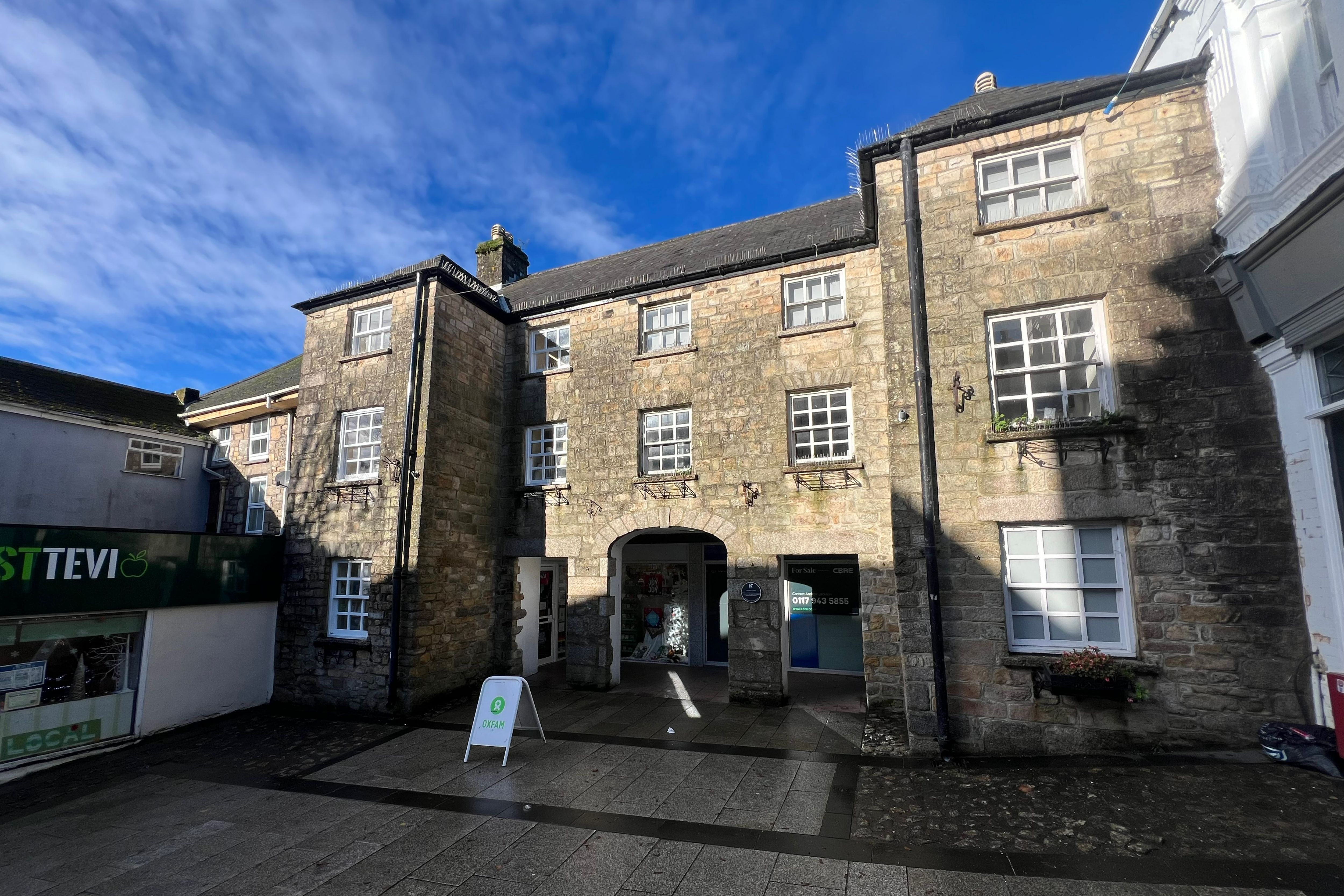 20 & 20A Fore Street, Redruth TR15 2BD