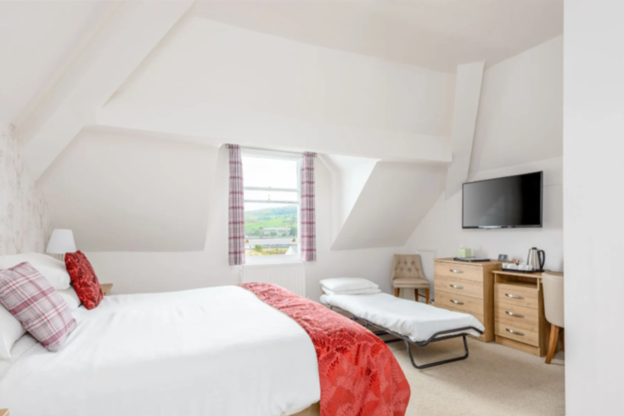 County Hotel, Kendal, Station Road, Kendal, LA9 6BT