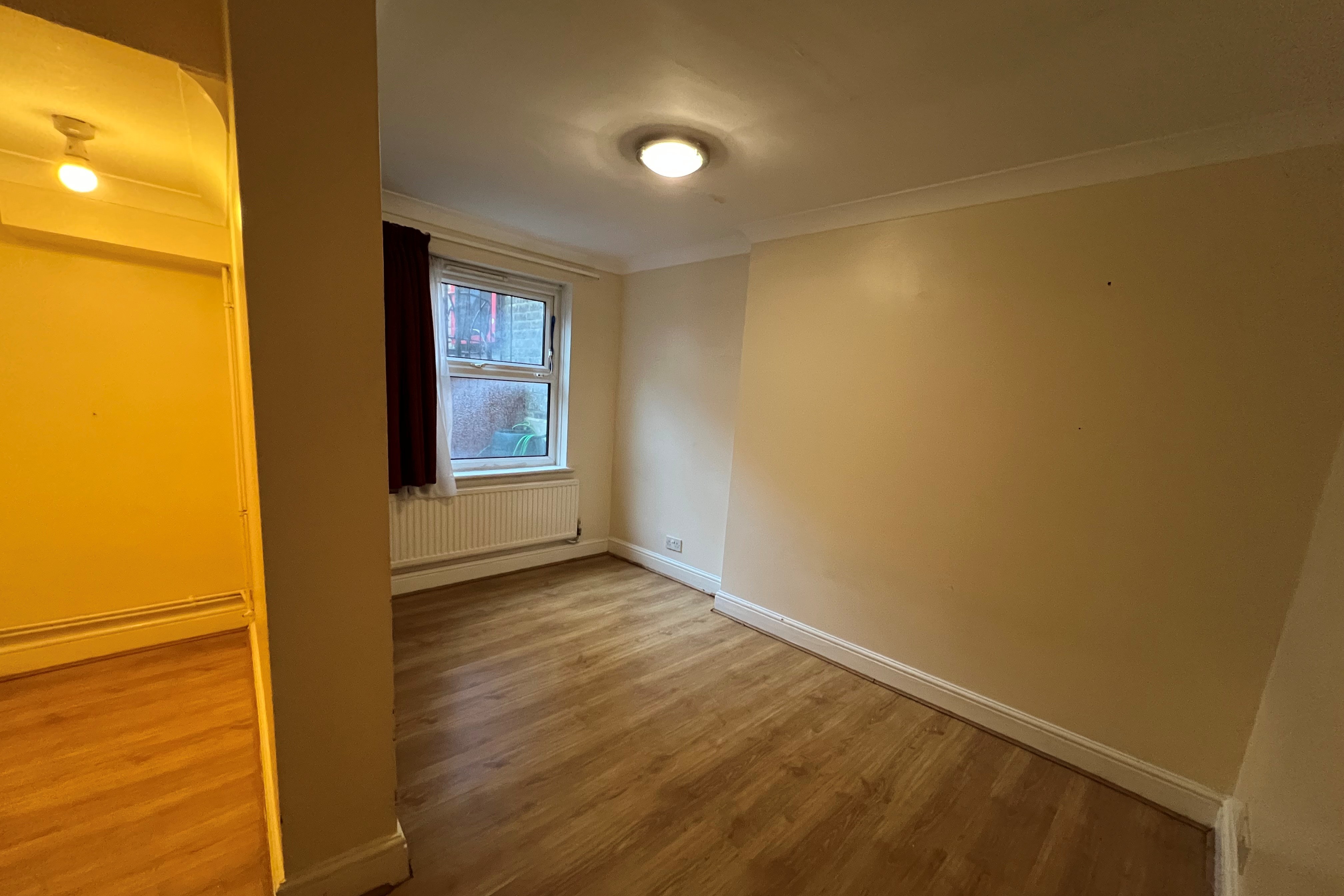 96 Cricketfield Road, Clapton, London E5 8NS