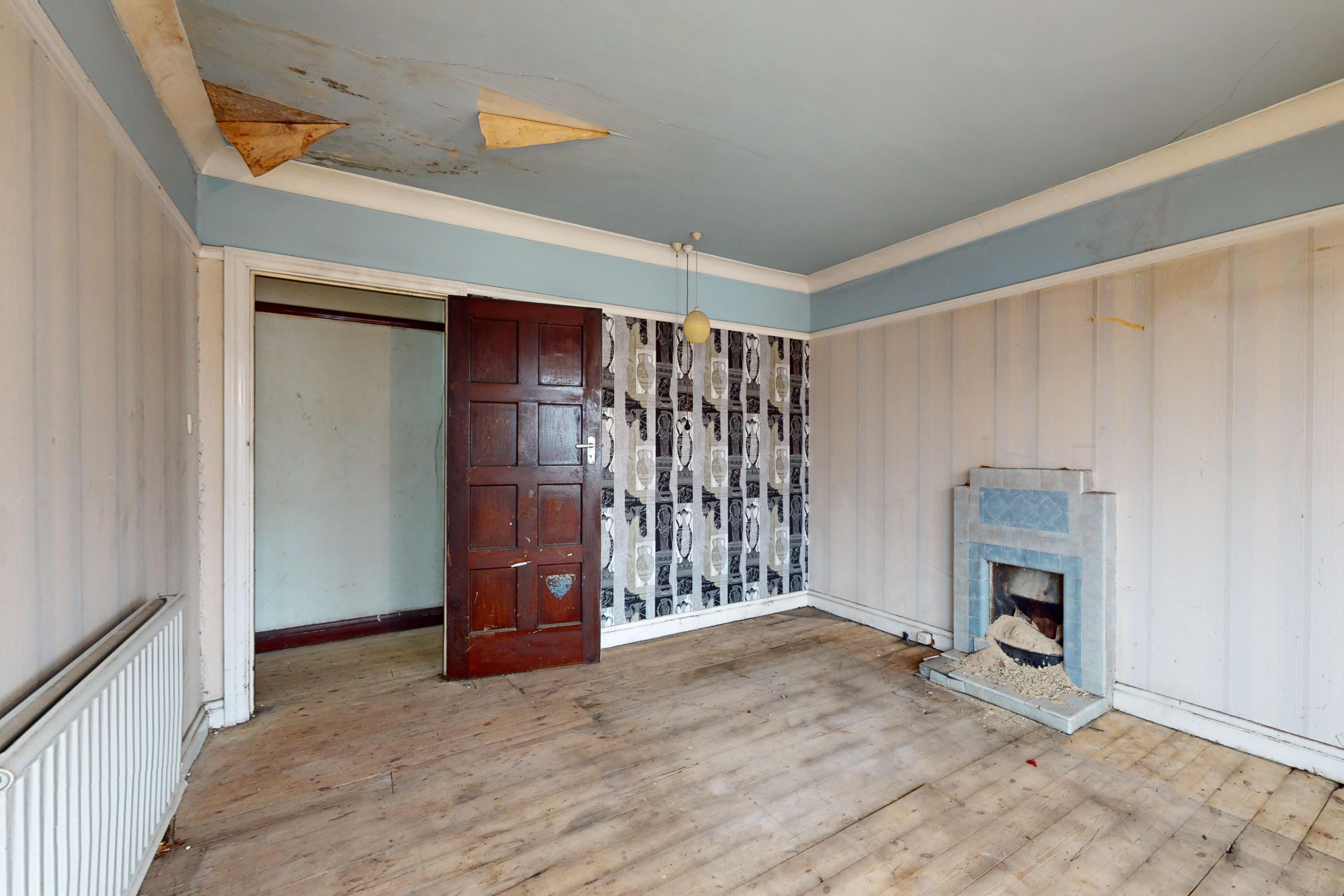 18 Blandford Avenue, Twickenham, Middlesex, TW2 6HS