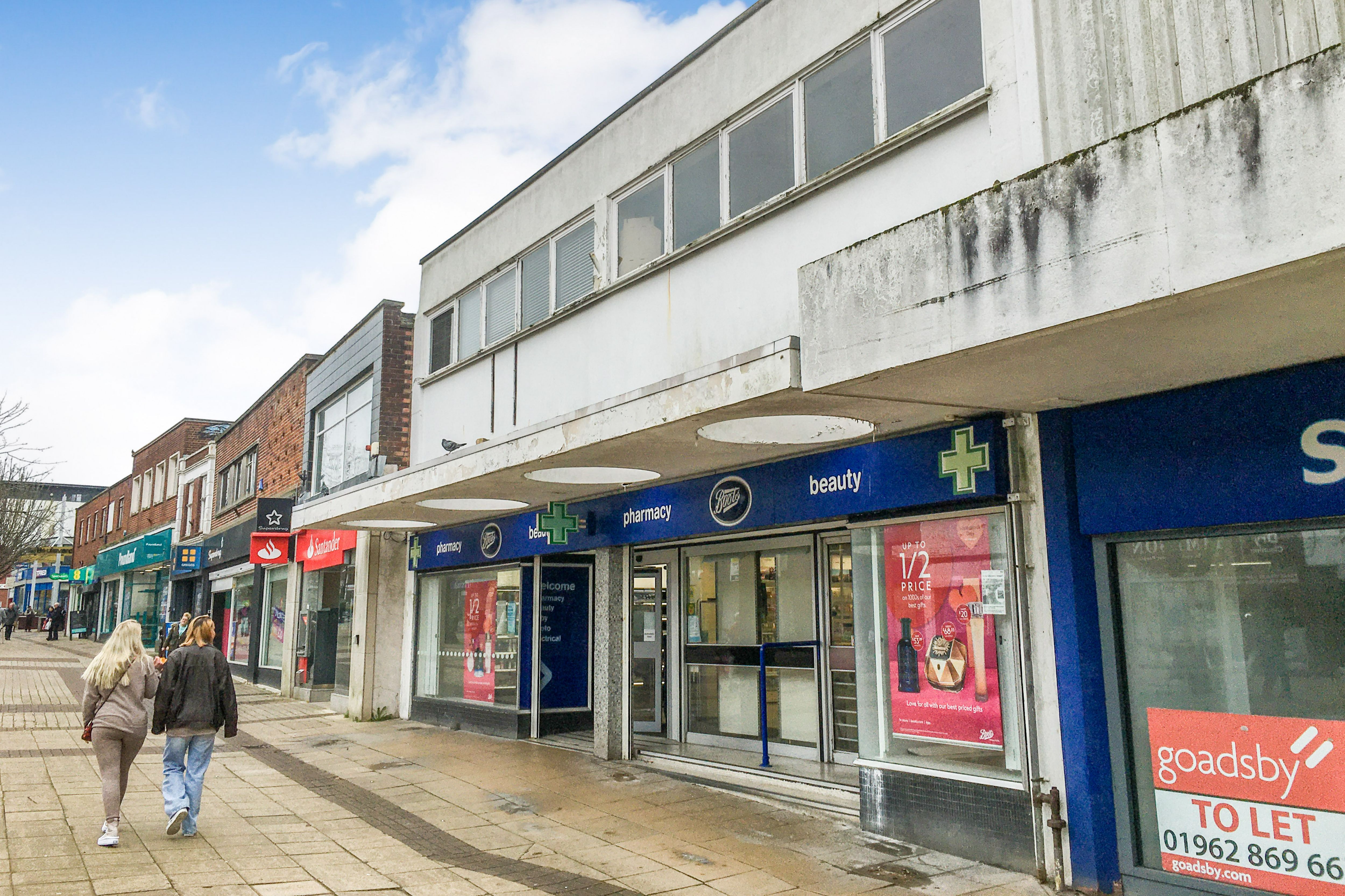 292-294 London Road, Waterlooville, Hampshire, PO7 7DS