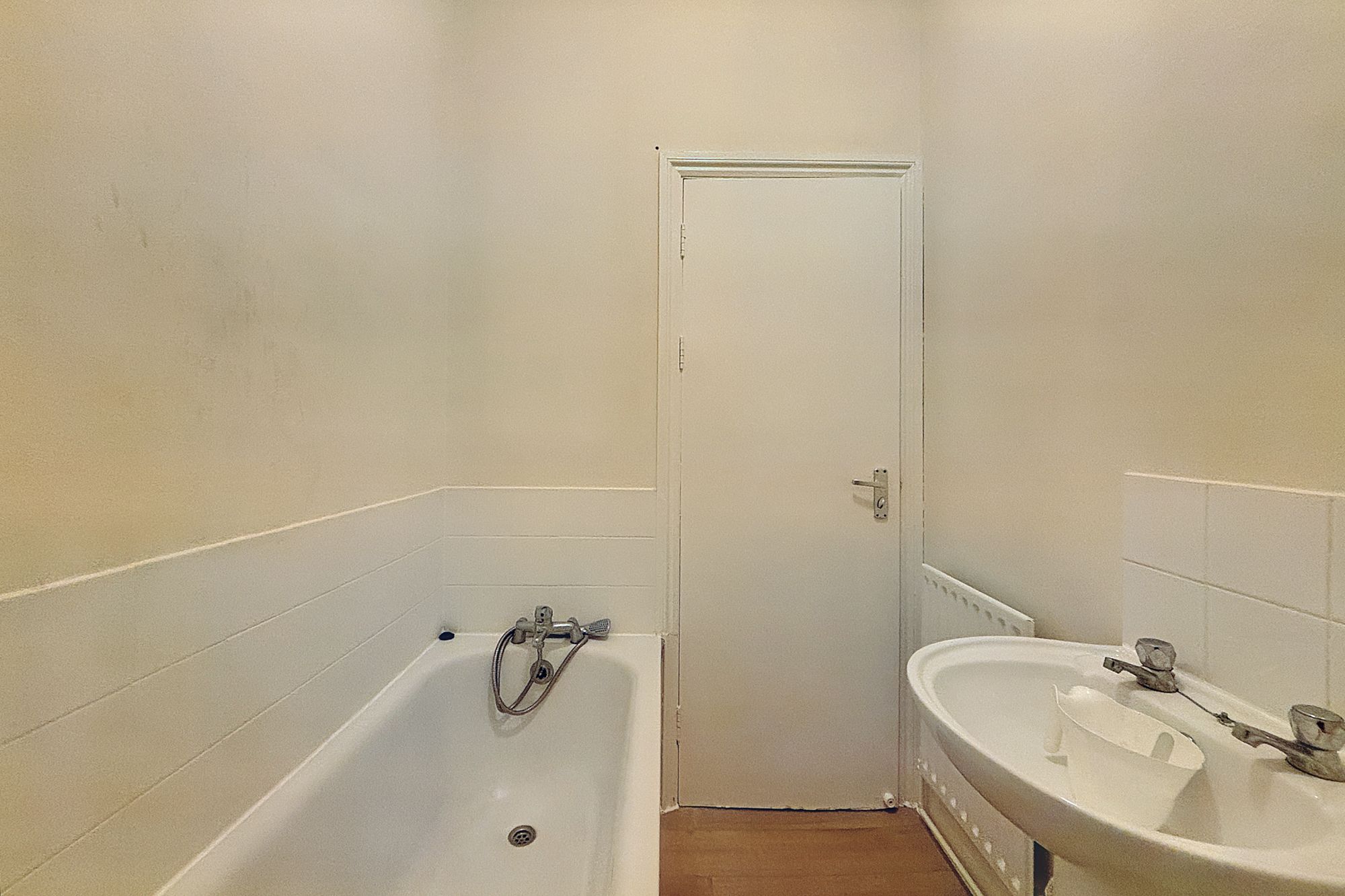 Ground Floor, 132 Shirland Road, Maida Vale, London, W9 2BT
