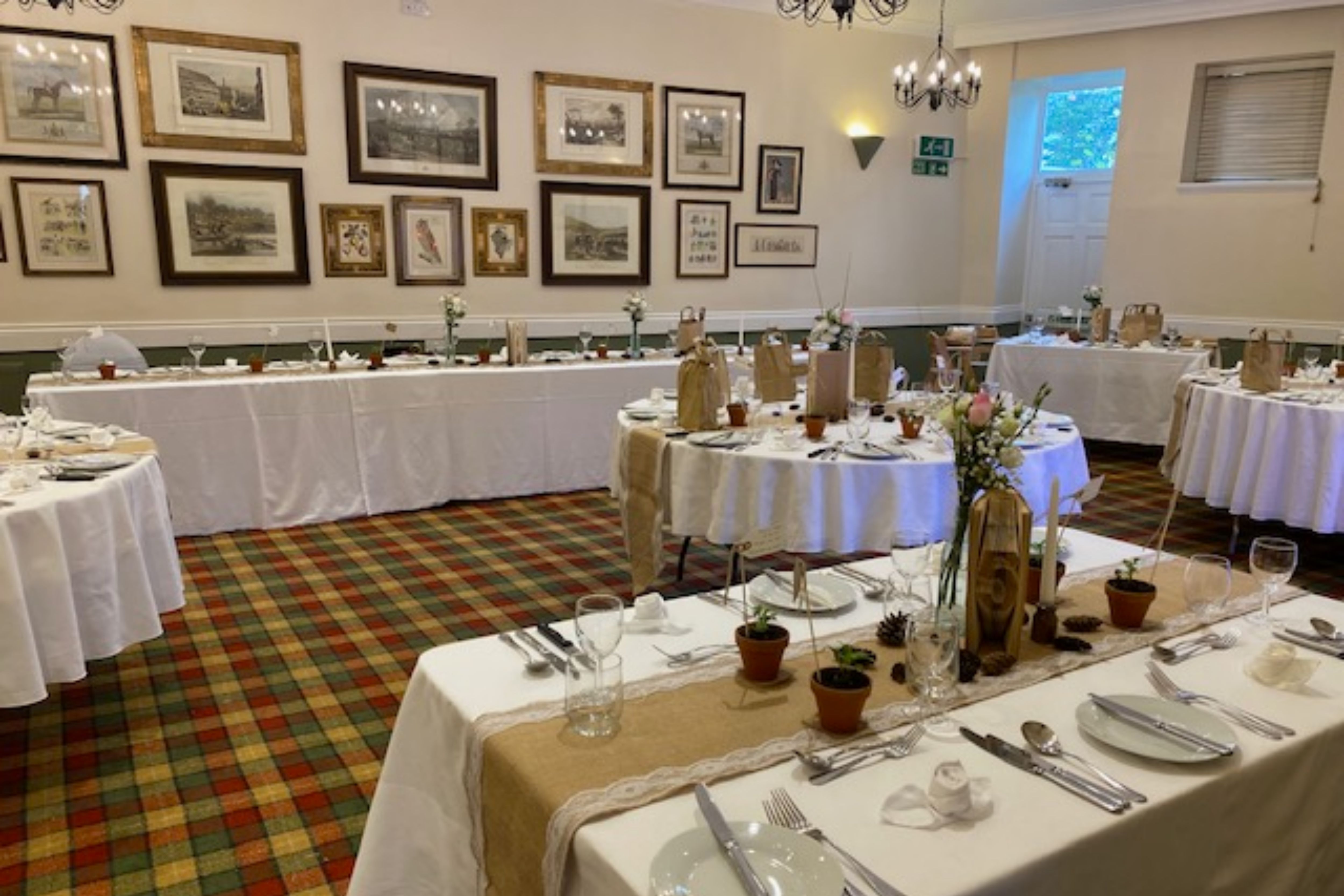 The White Hart Hotel, The Square, Moretonhampstead, Dartmoor, TQ13 8NF