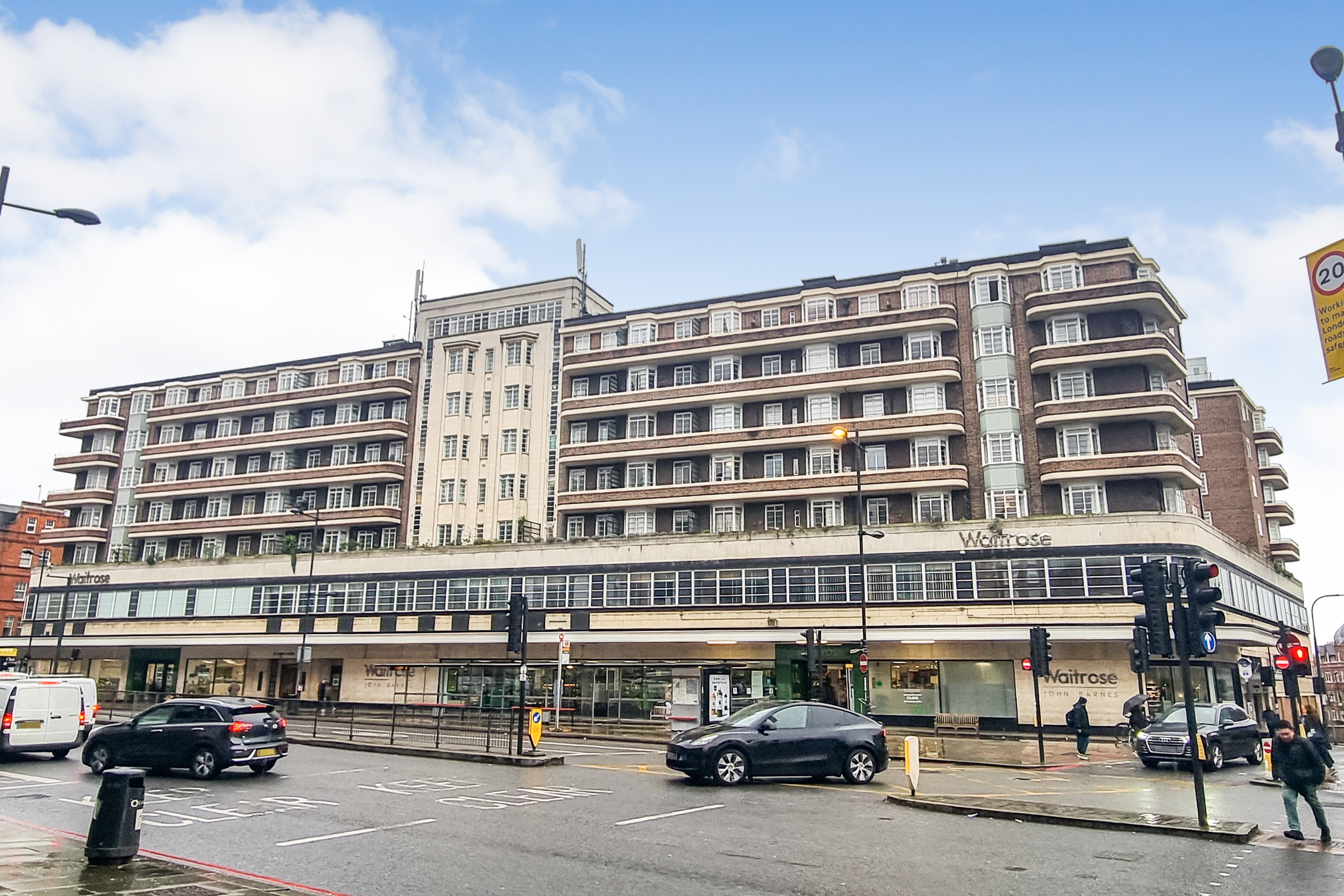 Flat 8 St. Johns Court, Finchley Road, Hampstead, London, NW3 6LL