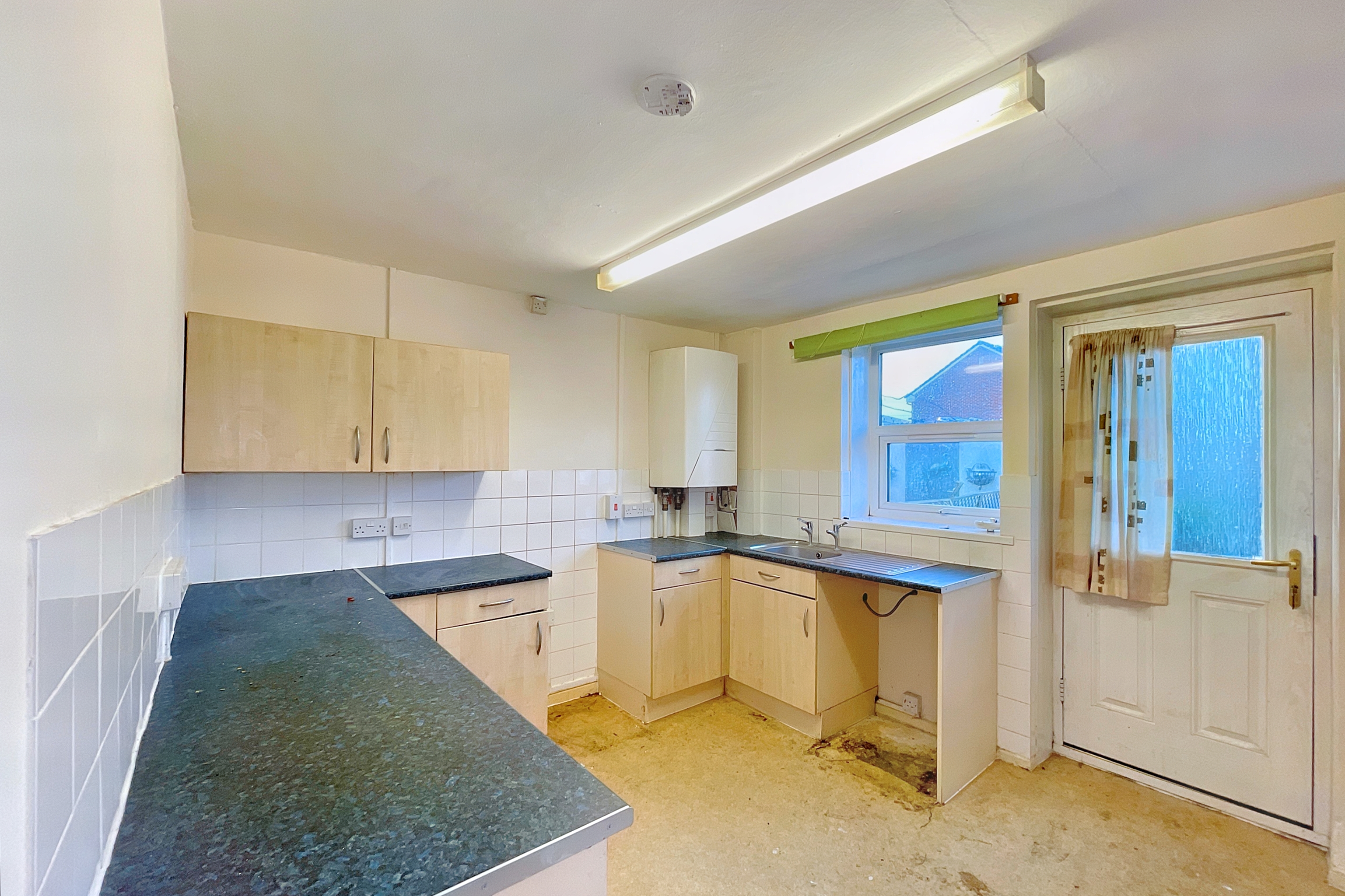 18 West Street, Templecombe, Somerset, BA8 0LG