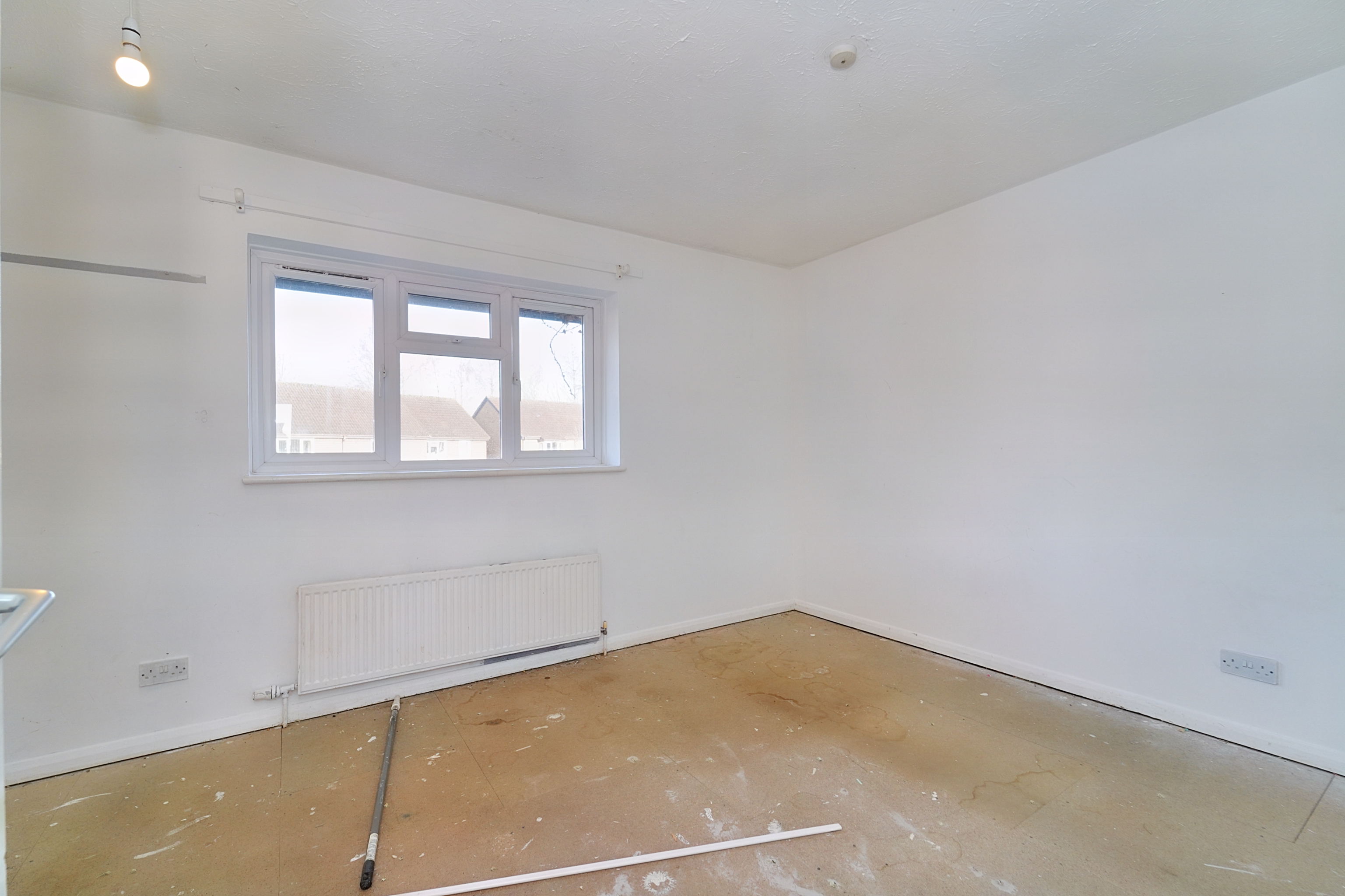 30 Gower Close, Southview, Basingstoke, RG21 5GX