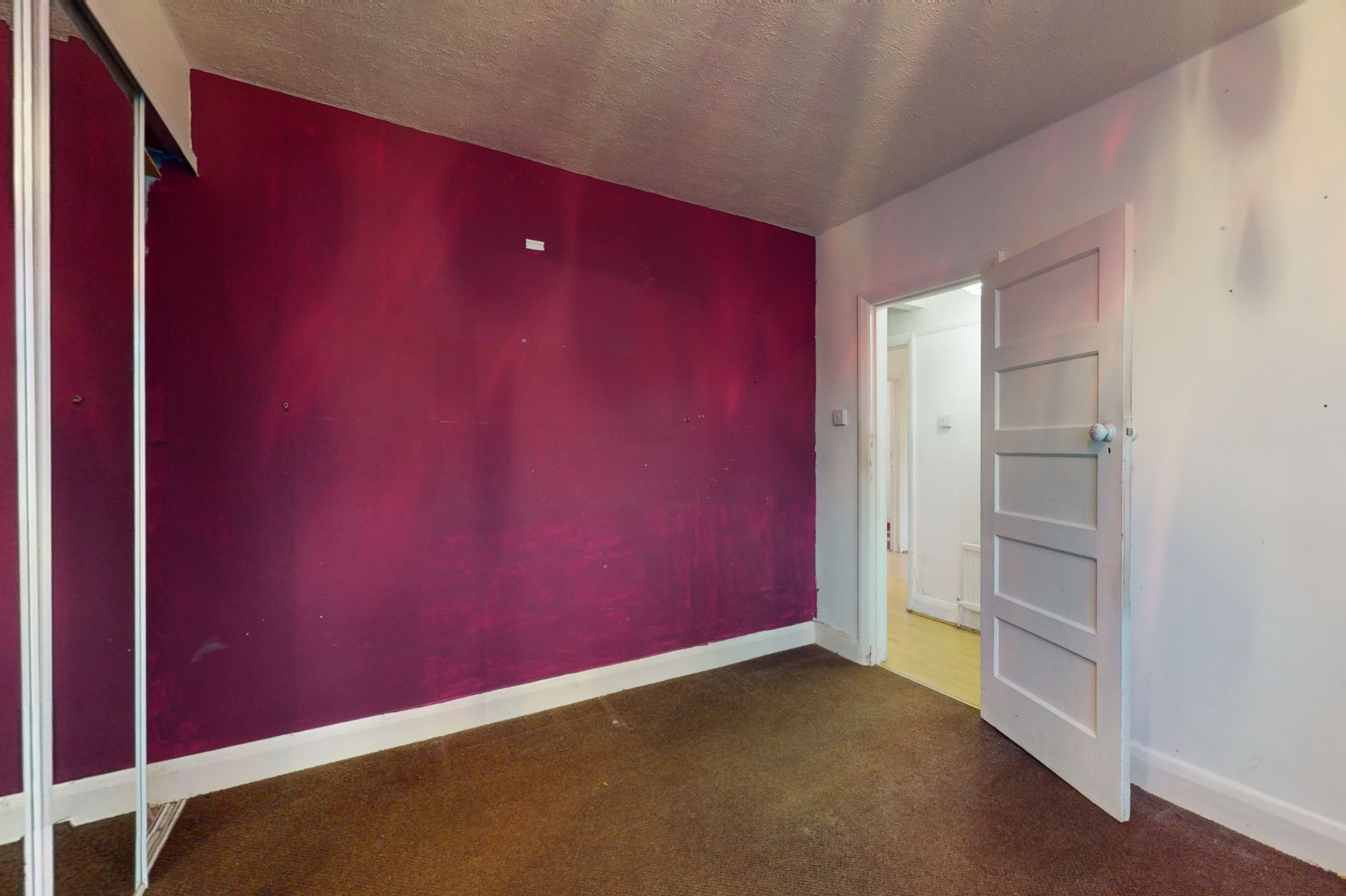 Ground Floor Flat, 421 Chertsey Road, Whitton, Twickenham, TW2 6LS