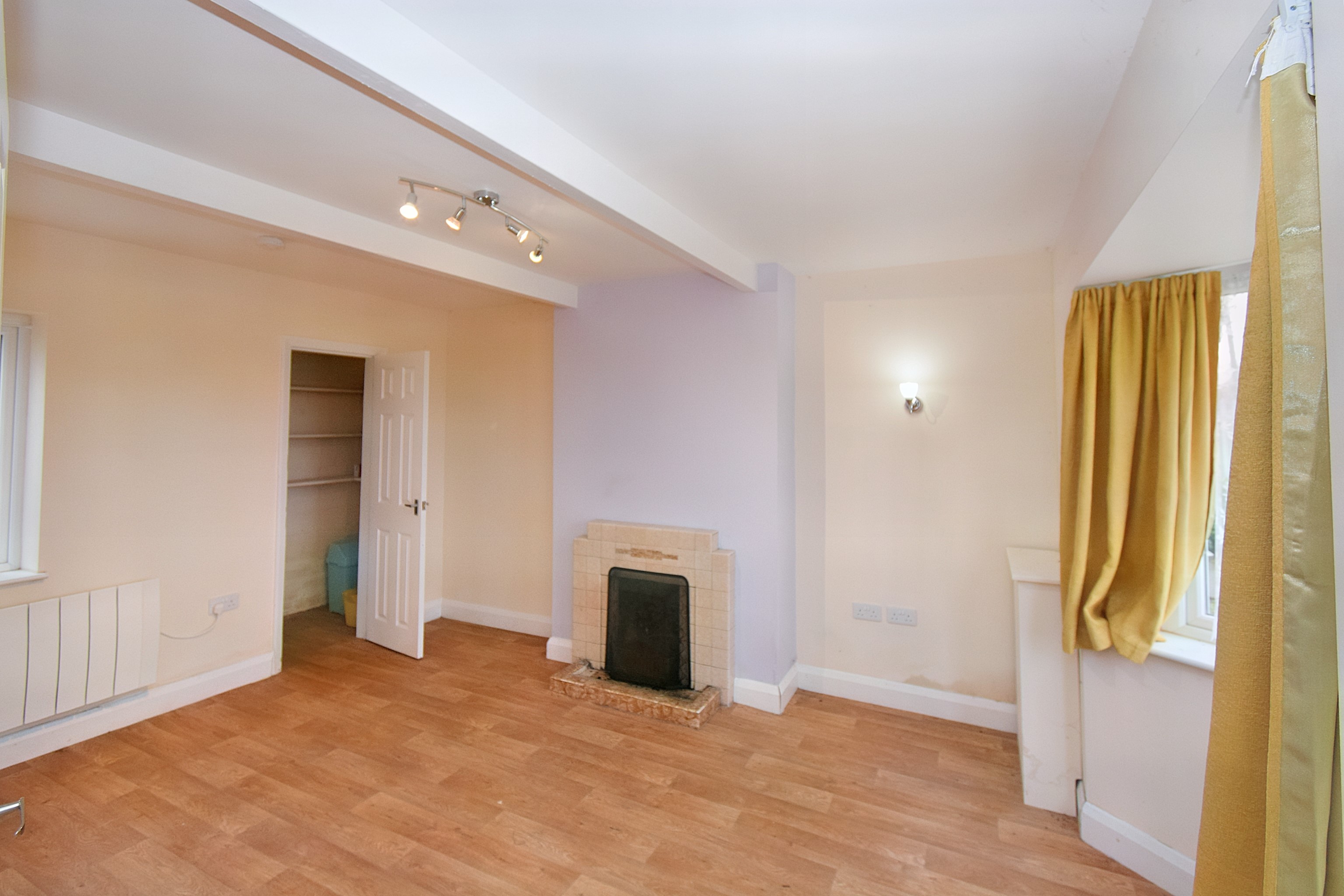 218 Spring Cottage Road, Overseal, Swadlincote, DE12 6ND