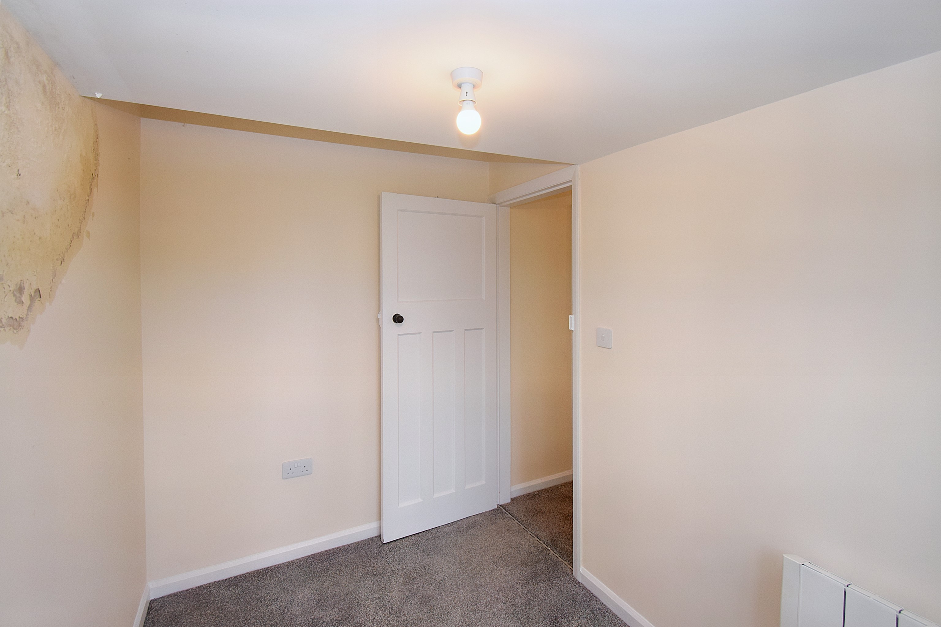 218 Spring Cottage Road, Overseal, Swadlincote, DE12 6ND