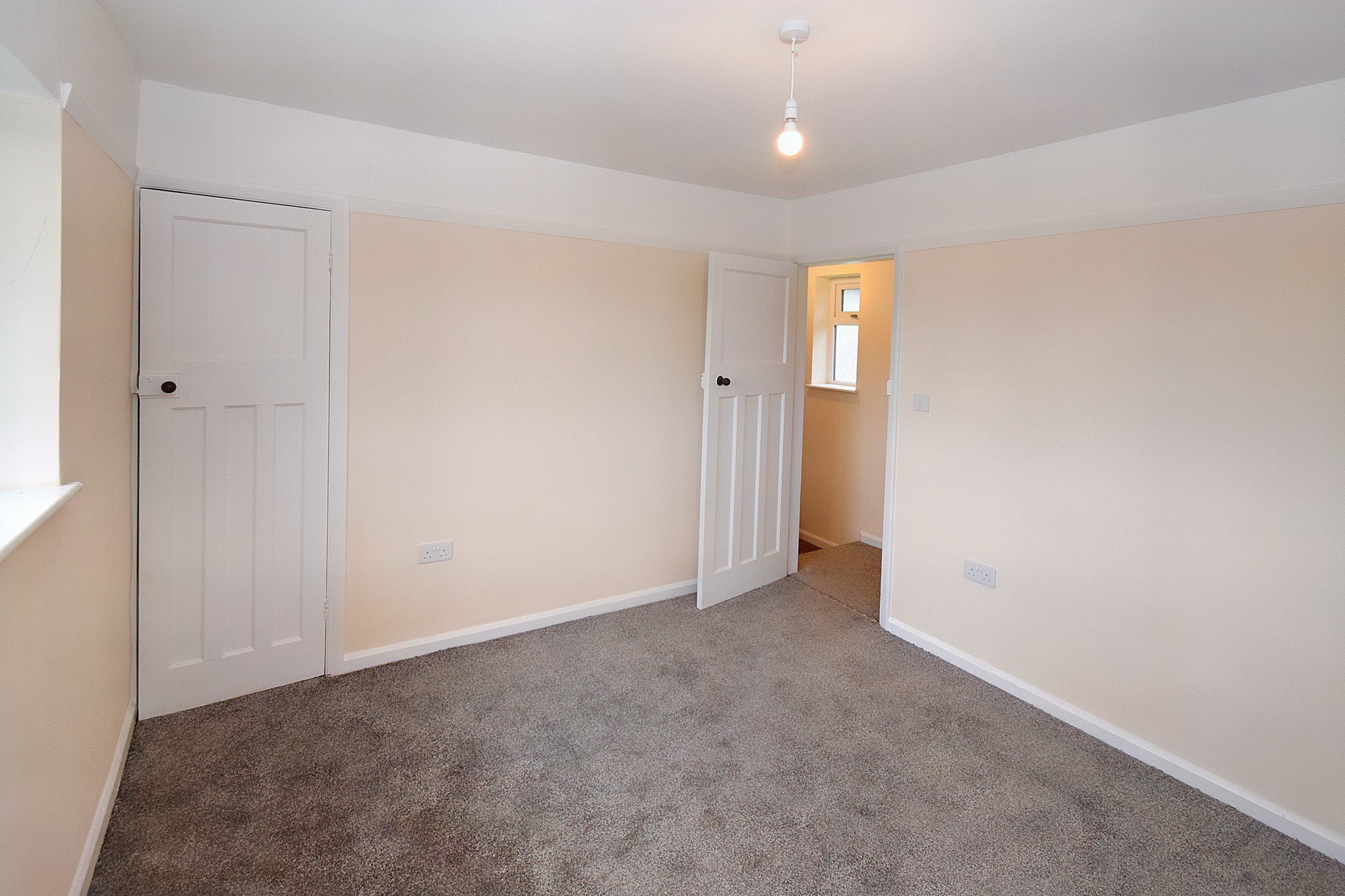 218 Spring Cottage Road, Overseal, Swadlincote, DE12 6ND