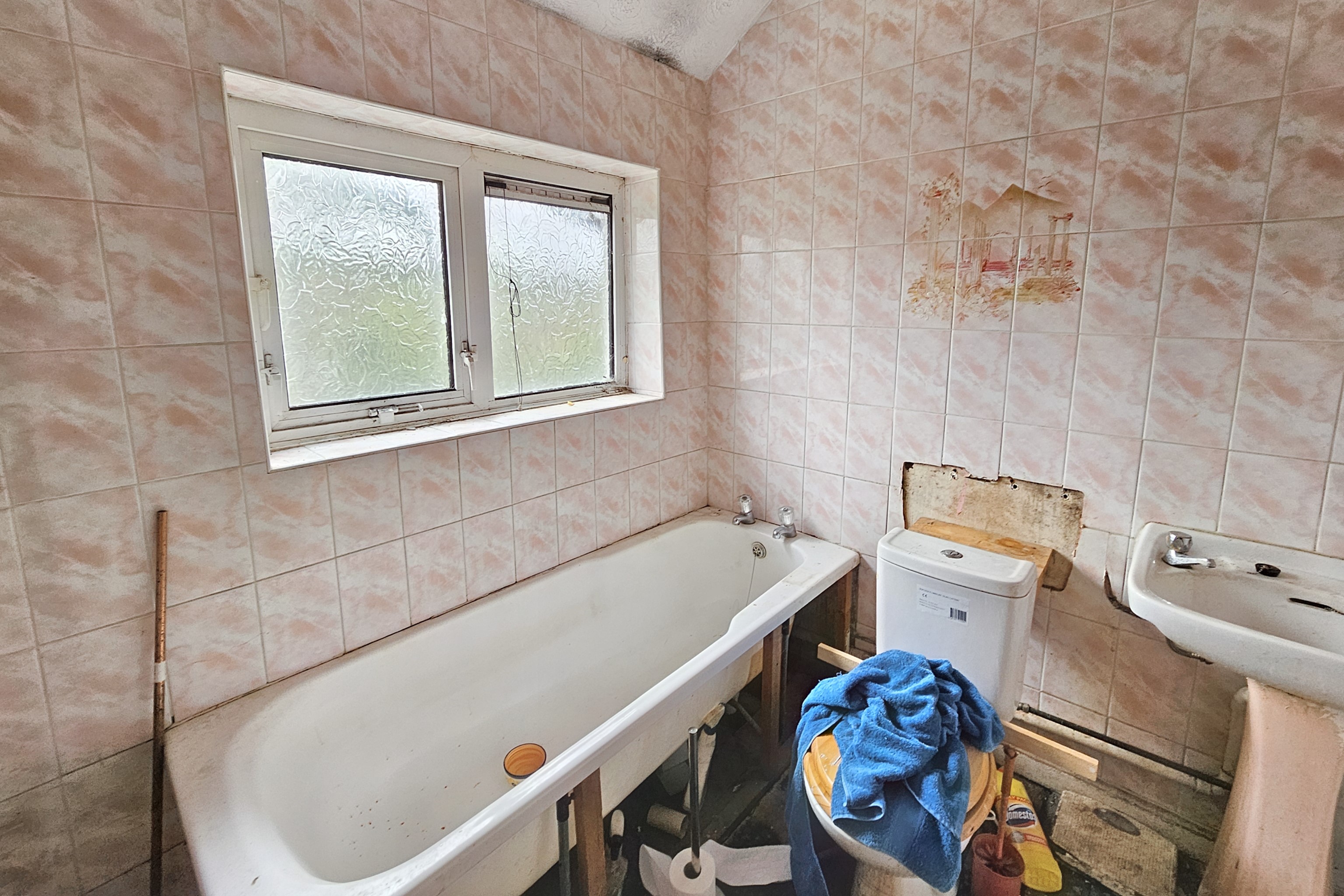 1 Lister Road, Manchester, Greater Manchester, M24 4RB