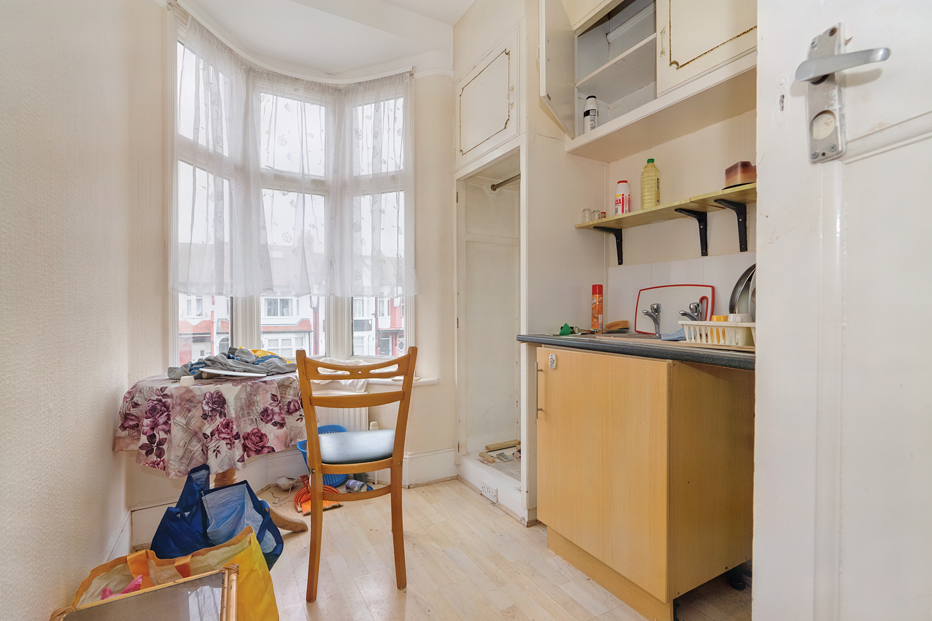 43 Hazelwood Lane, Palmers Green, London, N13 5EZ