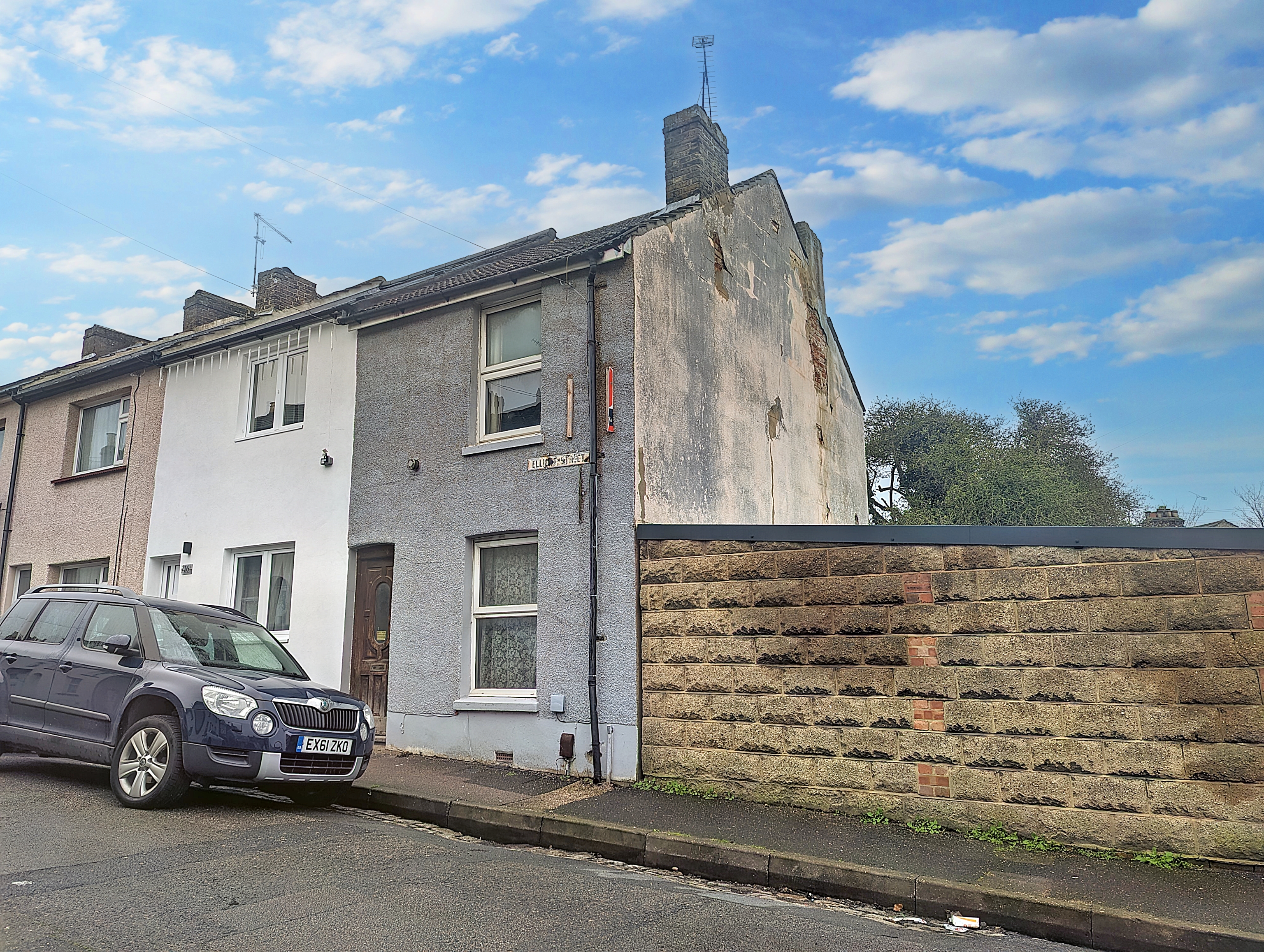 17 Elliott Street, Gravesend, Kent, DA12 2JP
