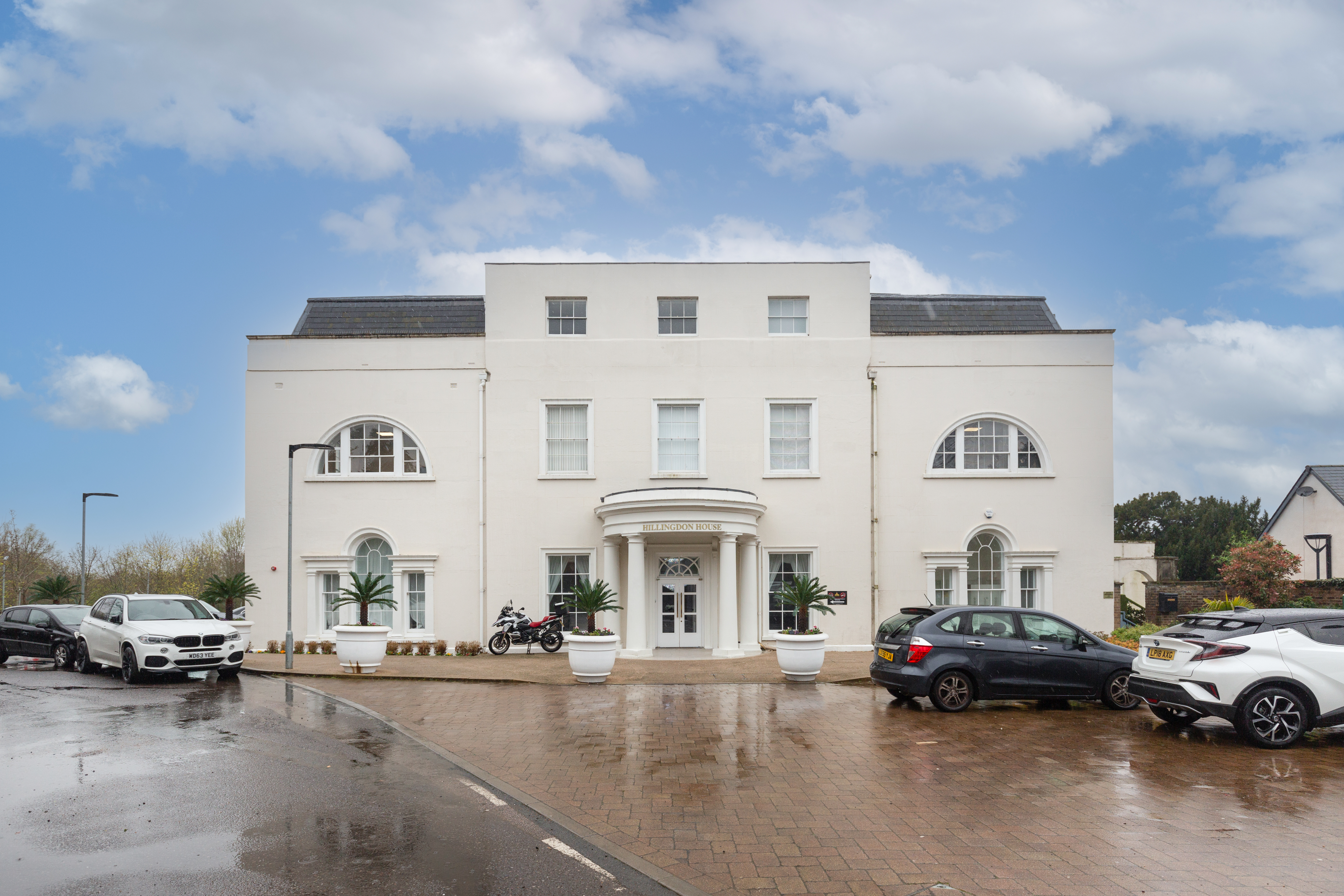 Hillingdon House, Wren Avenue, Uxbridge, Middlesex, UB10 0FD