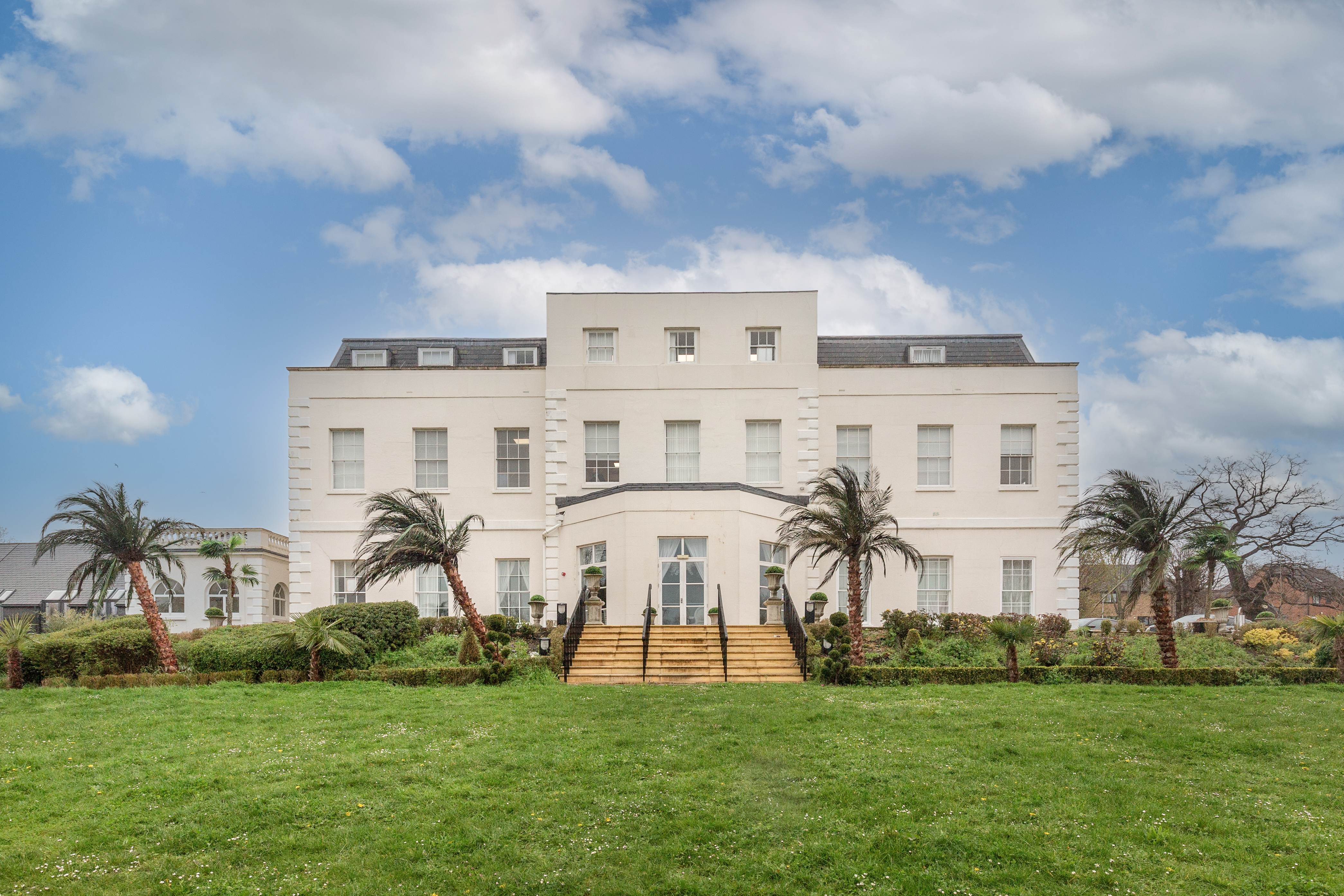 Hillingdon House, Wren Avenue, Uxbridge, Middlesex, UB10 0FD