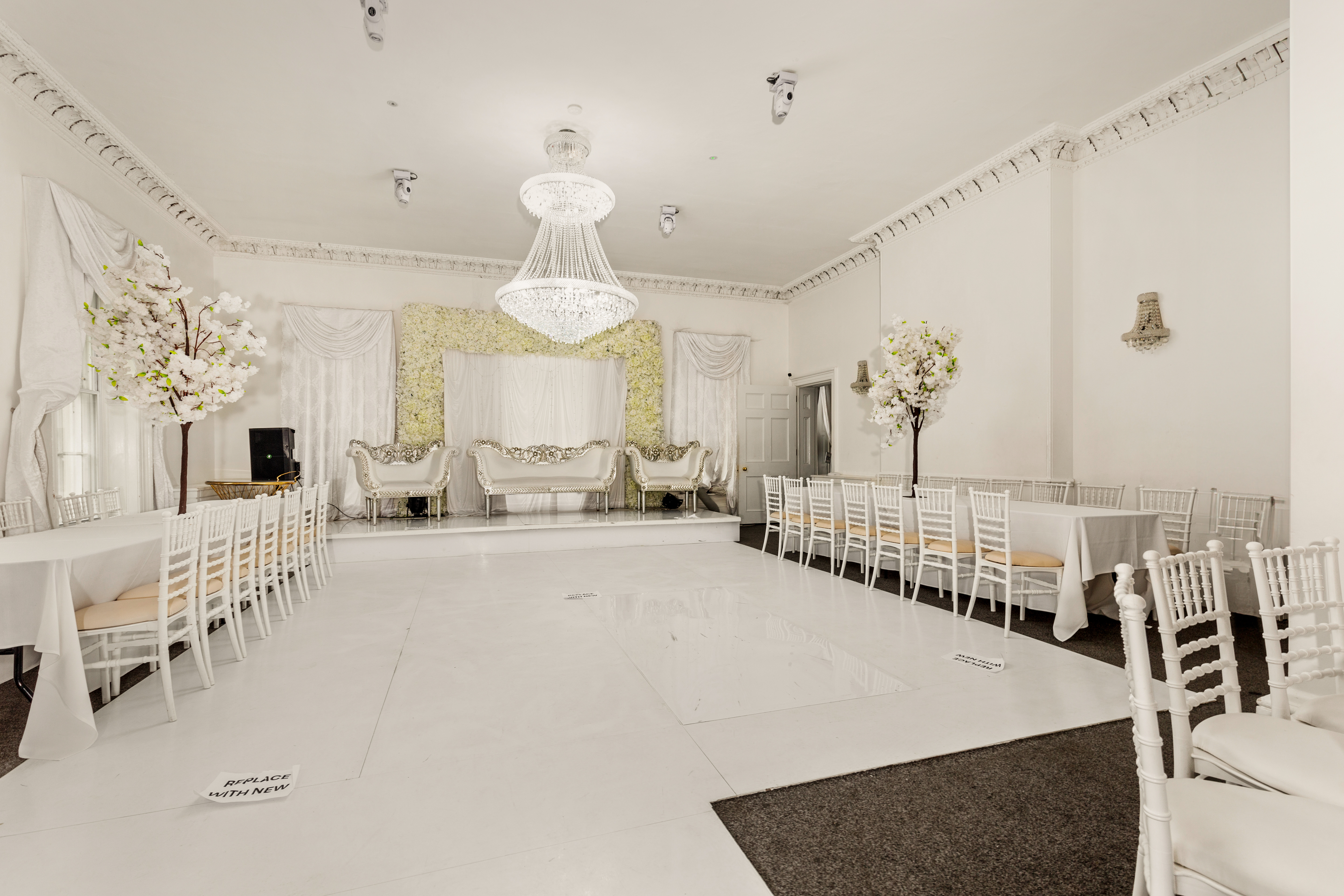 Hillingdon House, Wren Avenue, Uxbridge, Middlesex, UB10 0FD