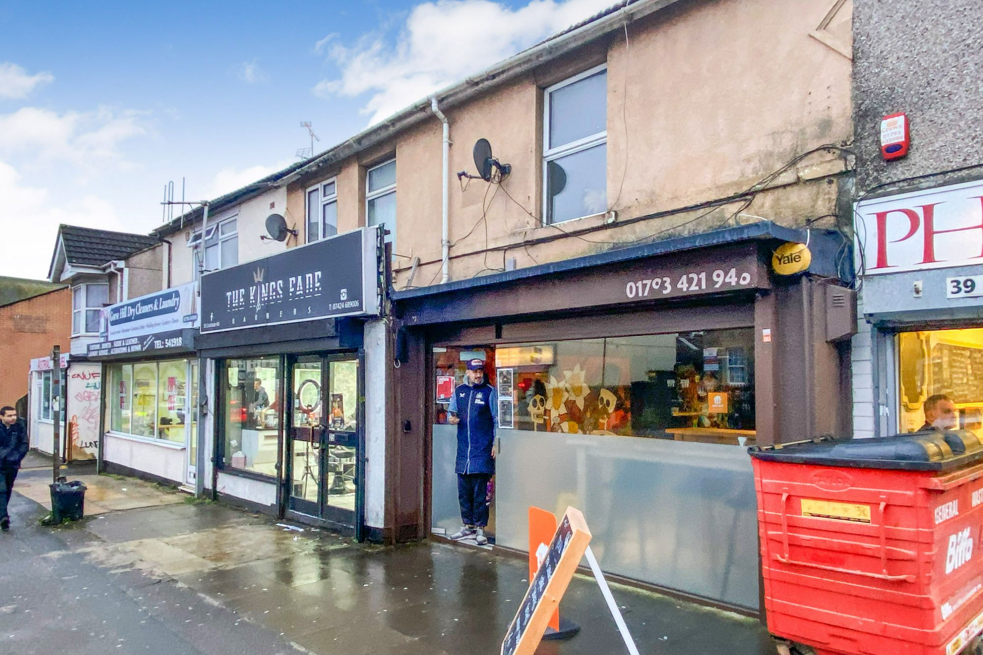 37 & 37a Cricklade Road, Swindon SN2 1AA