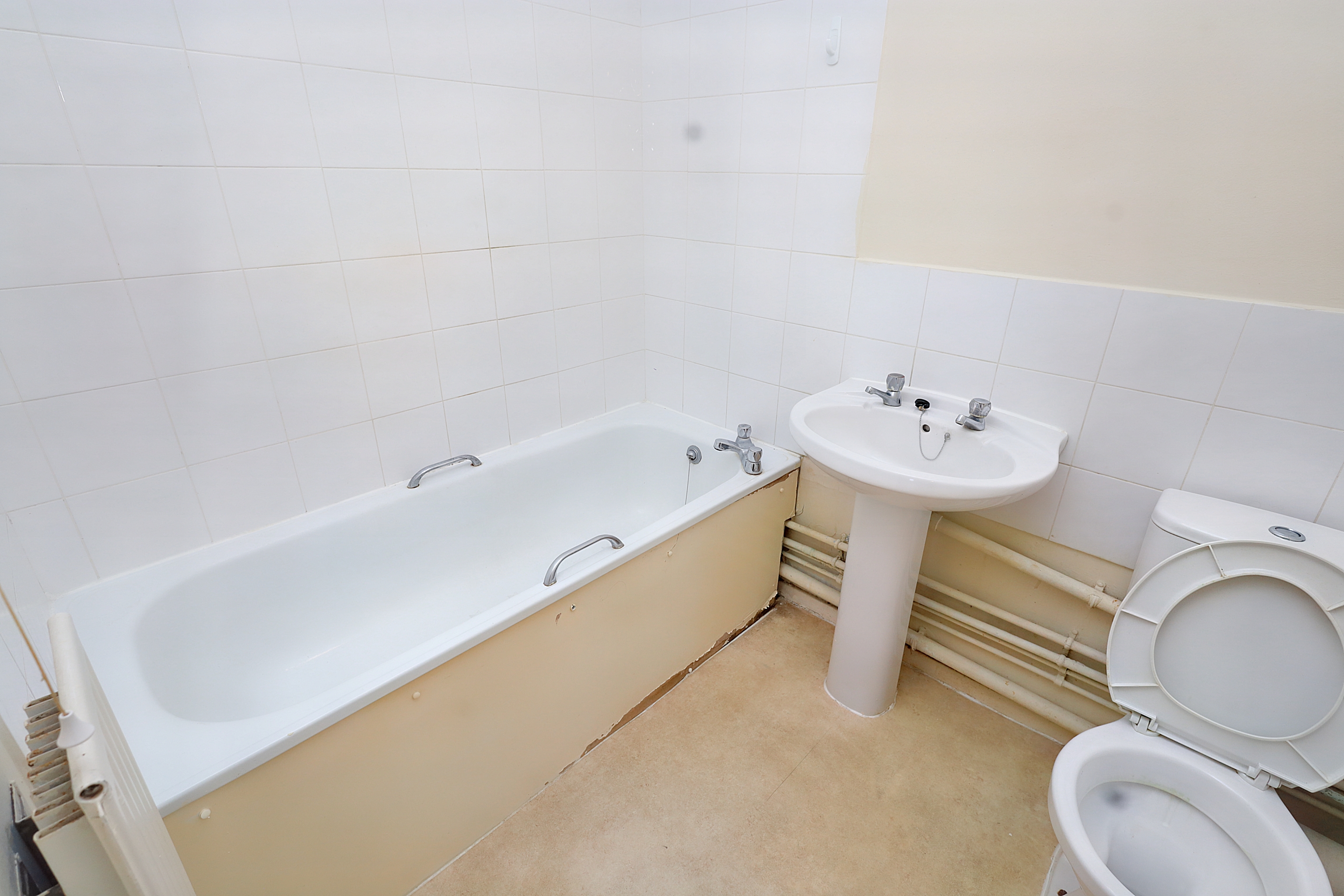 58 Mandela Close, Willesden, London, NW10 8BG