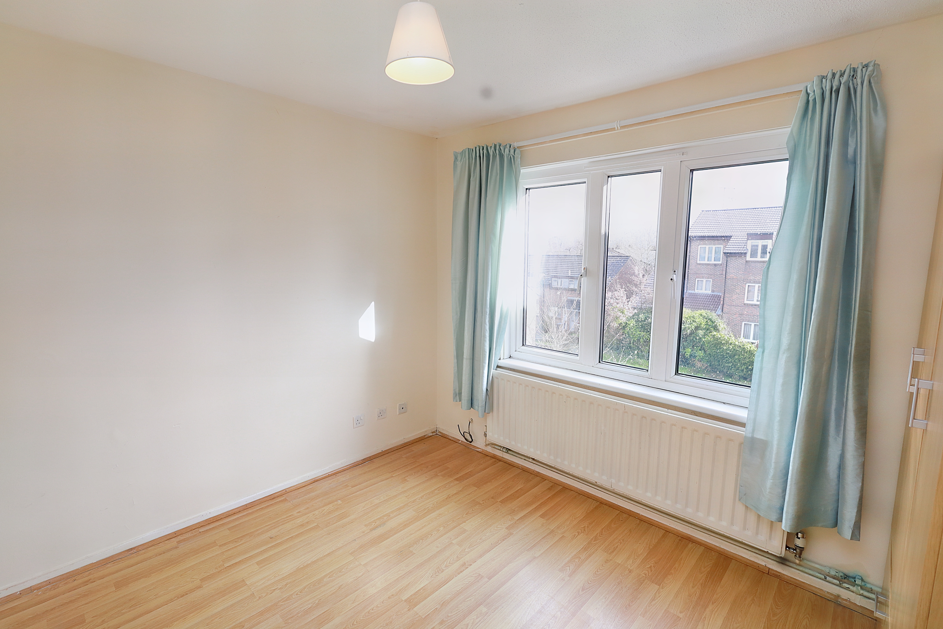 58 Mandela Close, Willesden, London, NW10 8BG