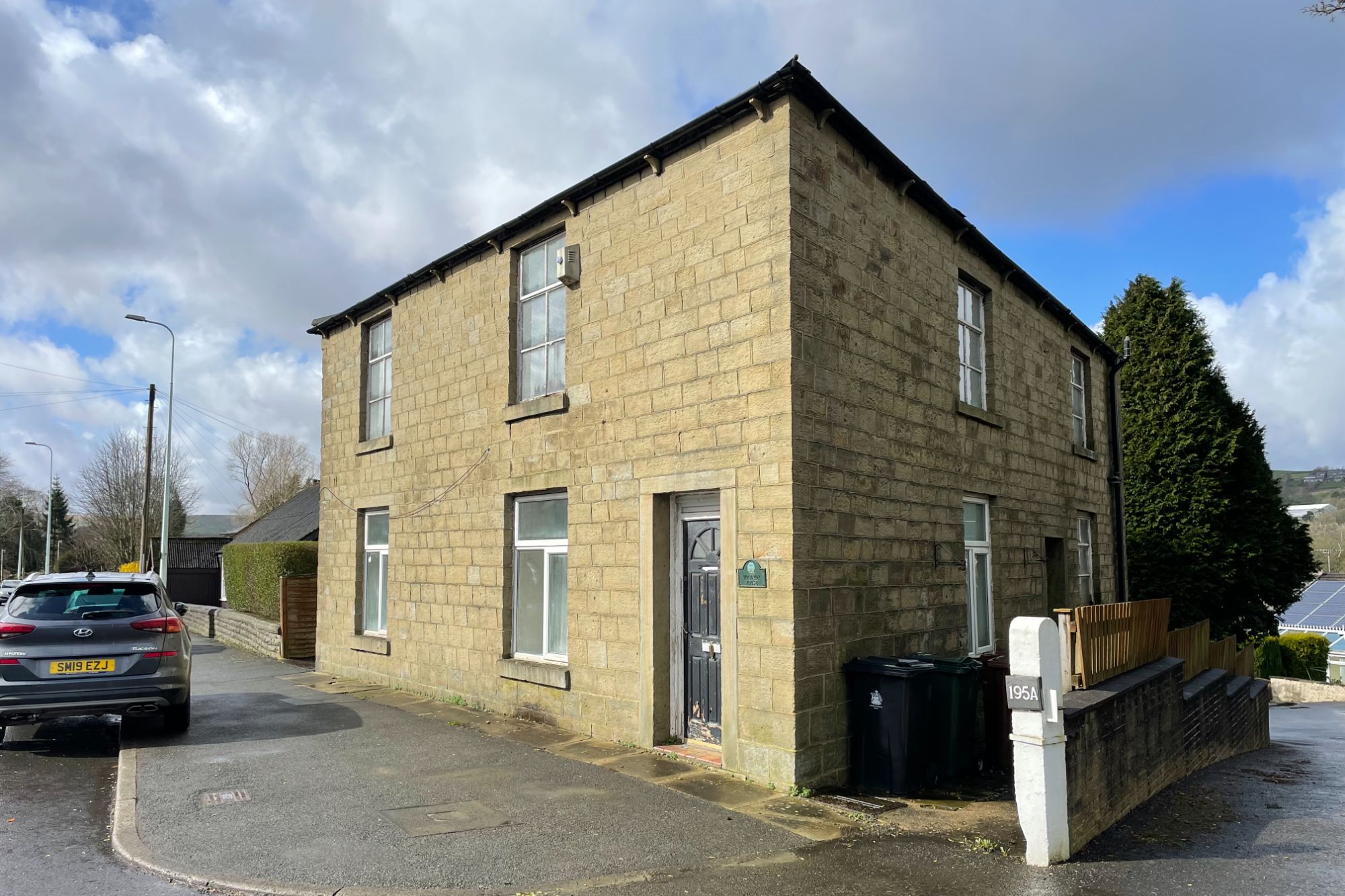 197 Bury Road, Rawtenstall, Rossendale, Lancashire, BB4 6DJ