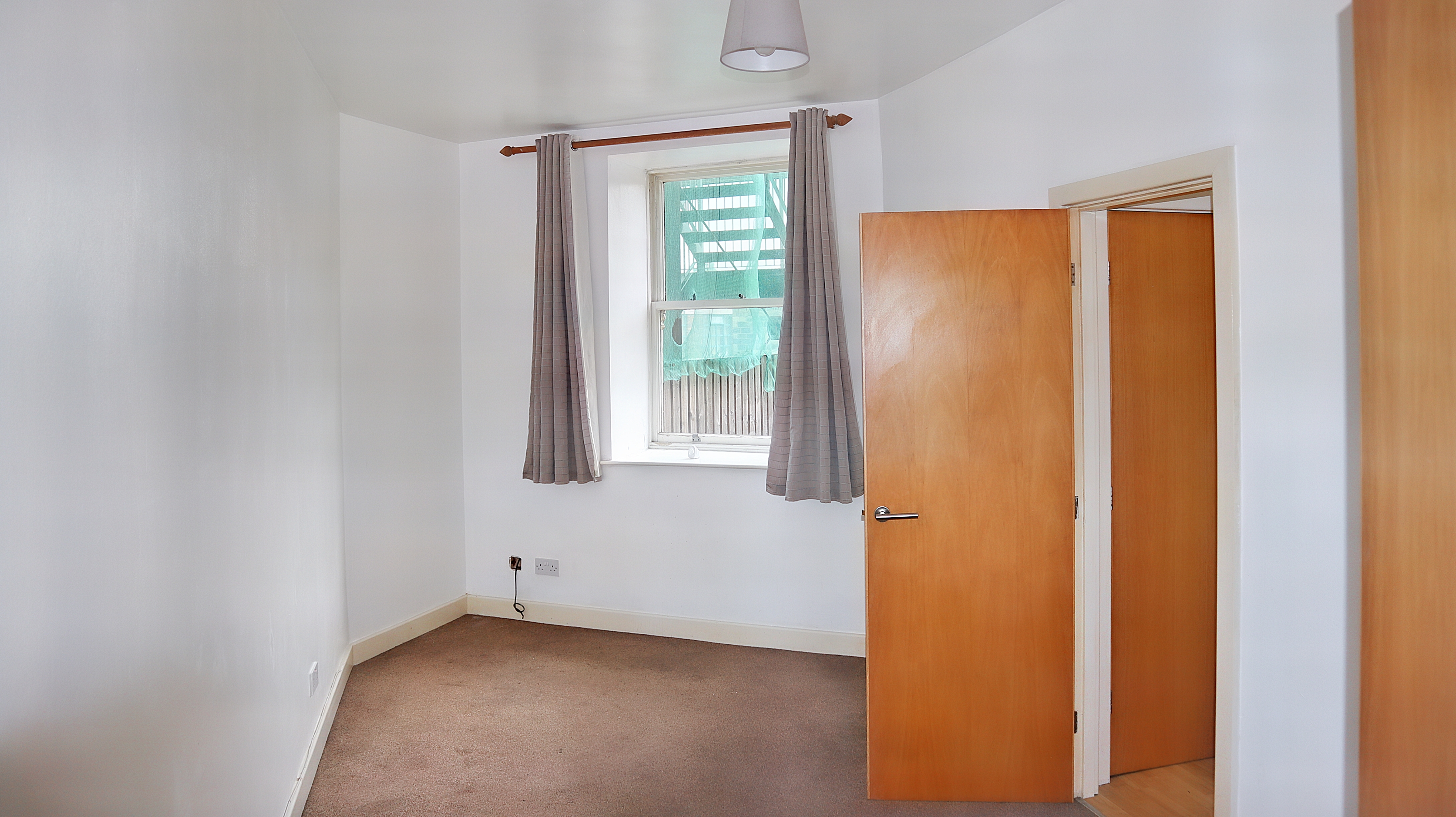 Flat 12 Howgate House, 3 Wellington Road, Dewsbury WF13 1HF