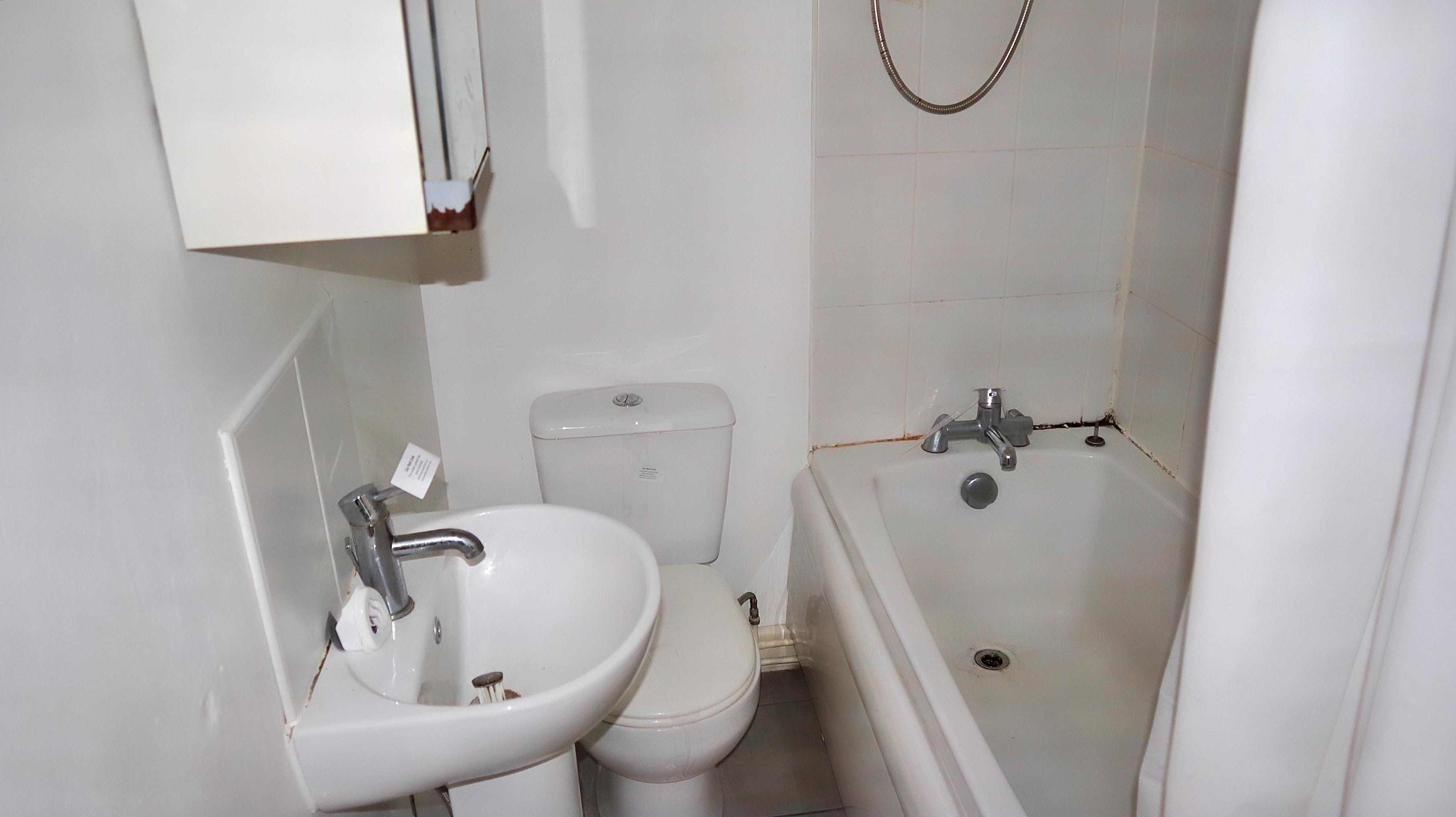 Flat 12 Howgate House, 3 Wellington Road, Dewsbury WF13 1HF