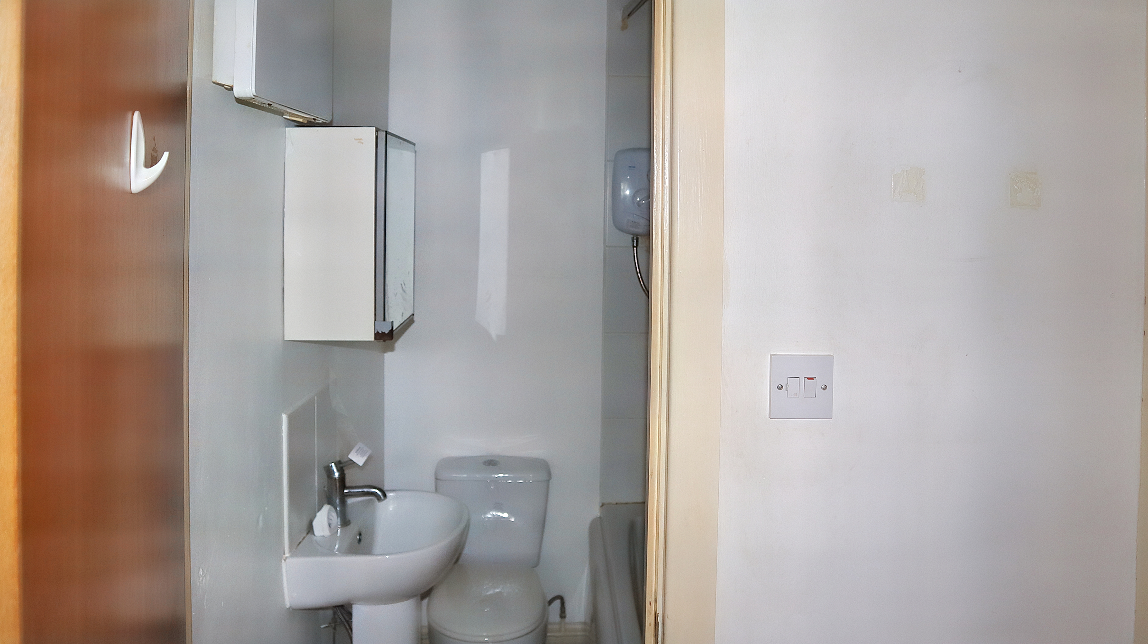 Flat 12 Howgate House, 3 Wellington Road, Dewsbury WF13 1HF