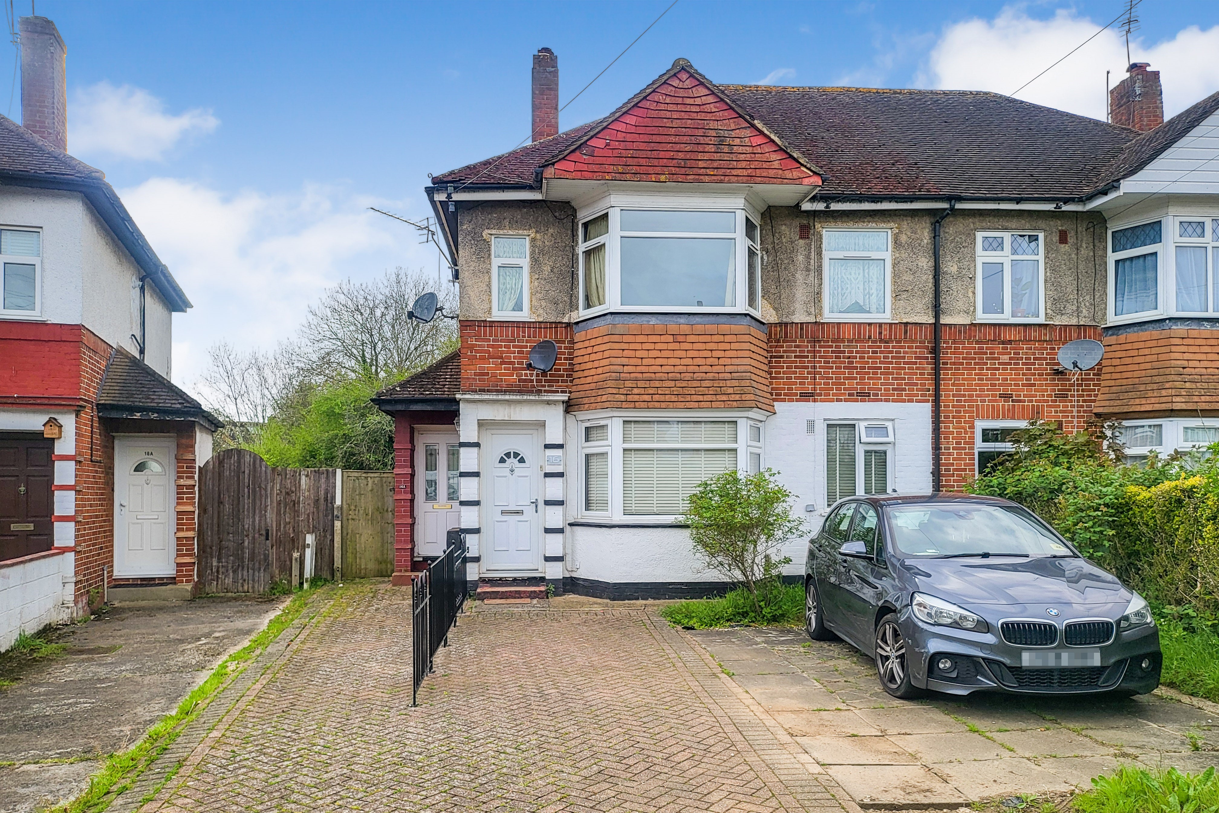 16A Barnard Gardens, Hayes, UB4 9ER