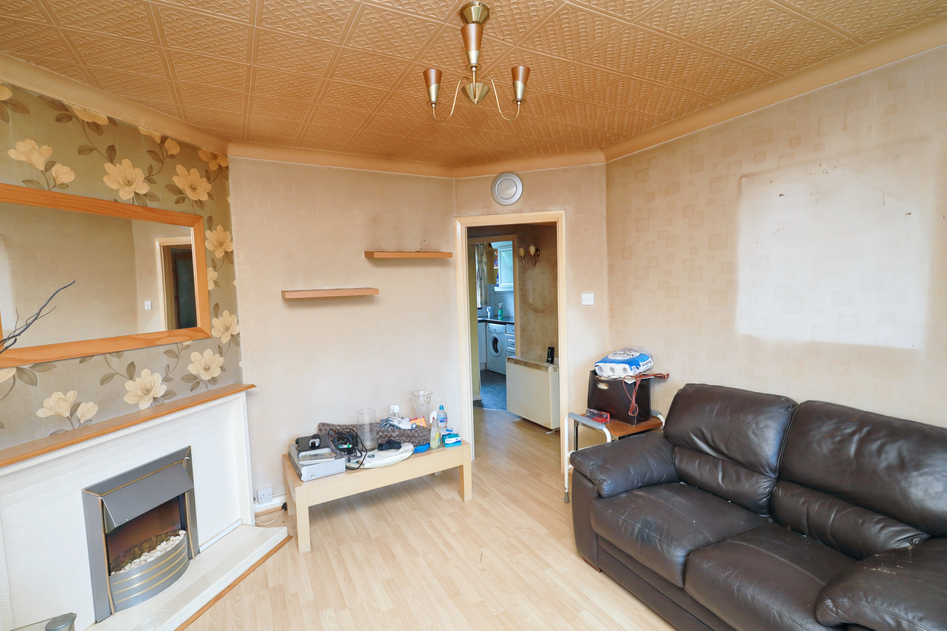 16A Barnard Gardens, Hayes, UB4 9ER