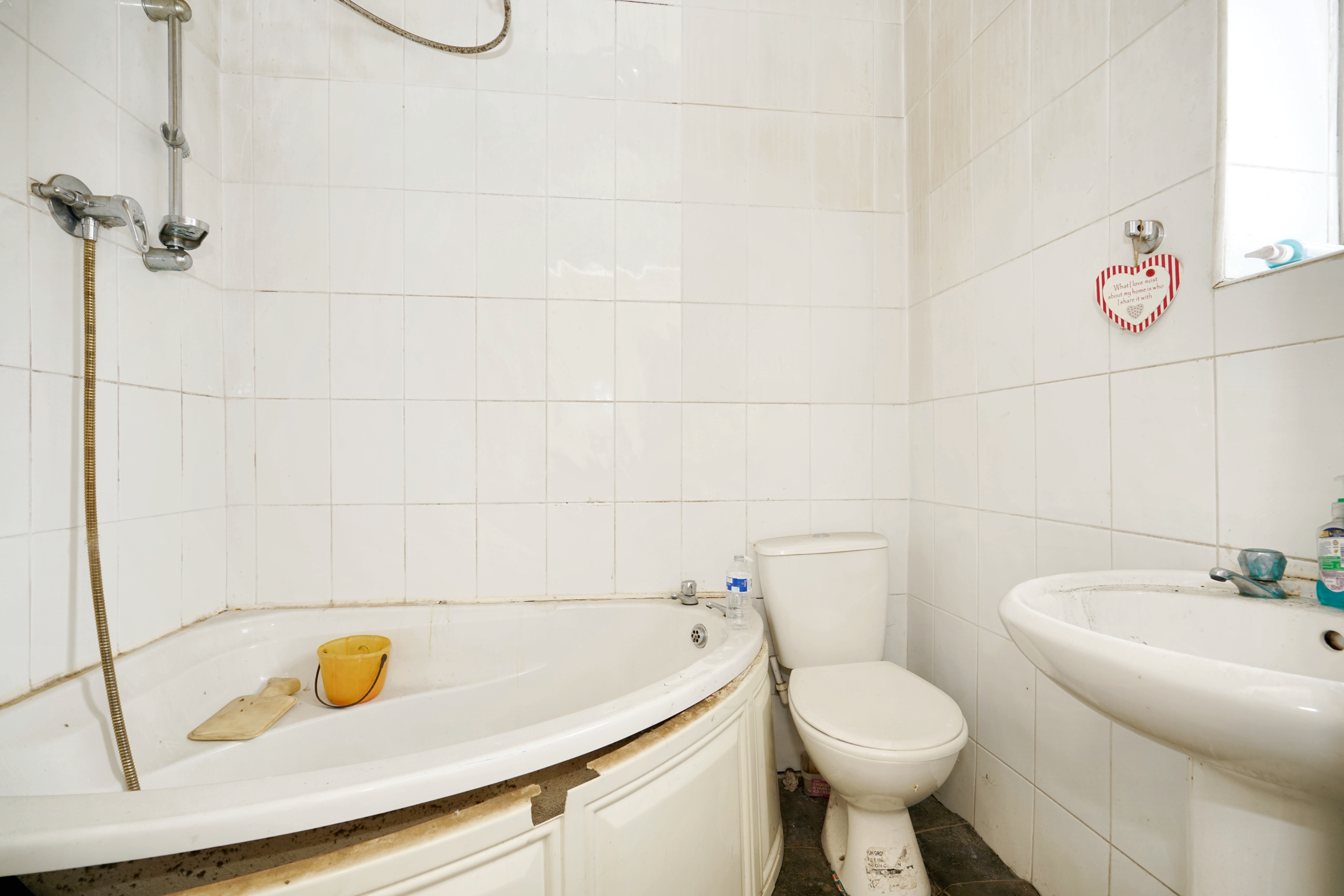 2 Sun View, Heyside, Royton, Oldham, OL2 6HX