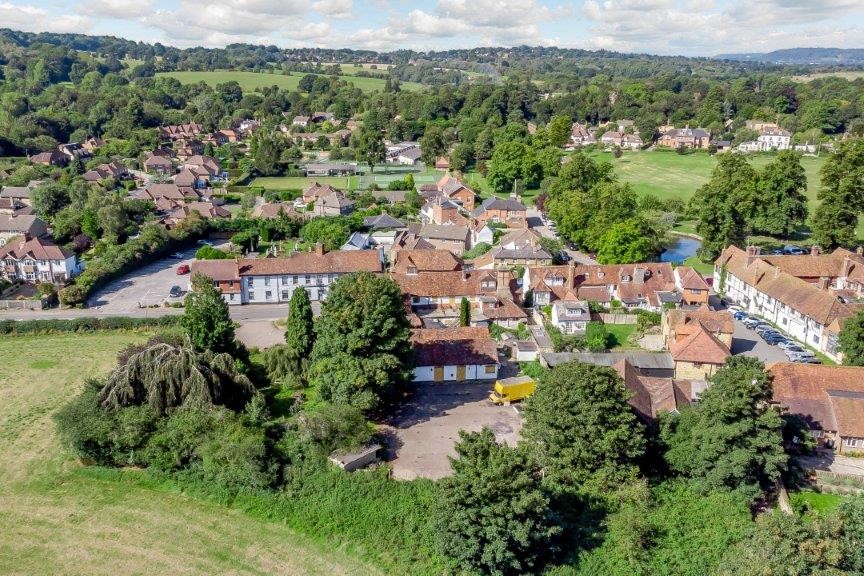 Godstone Hotel, Godstone, Surrey RH9 8DT