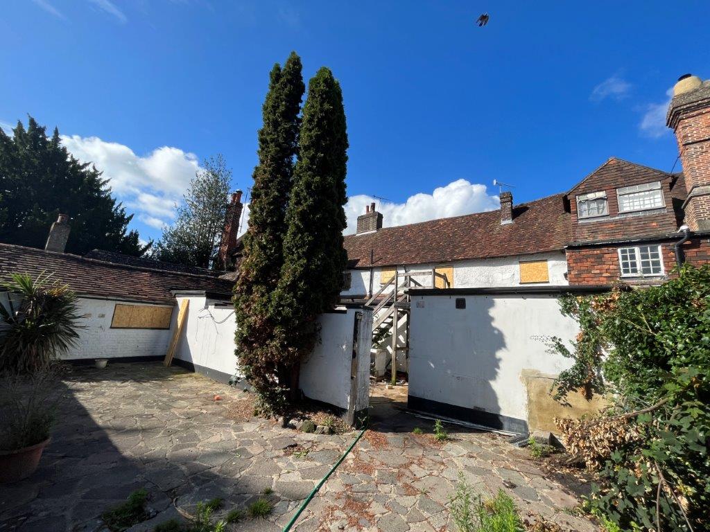 Godstone Hotel, Godstone, Surrey RH9 8DT