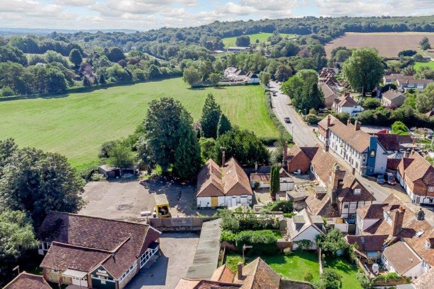 Godstone Hotel, Godstone, Surrey RH9 8DT