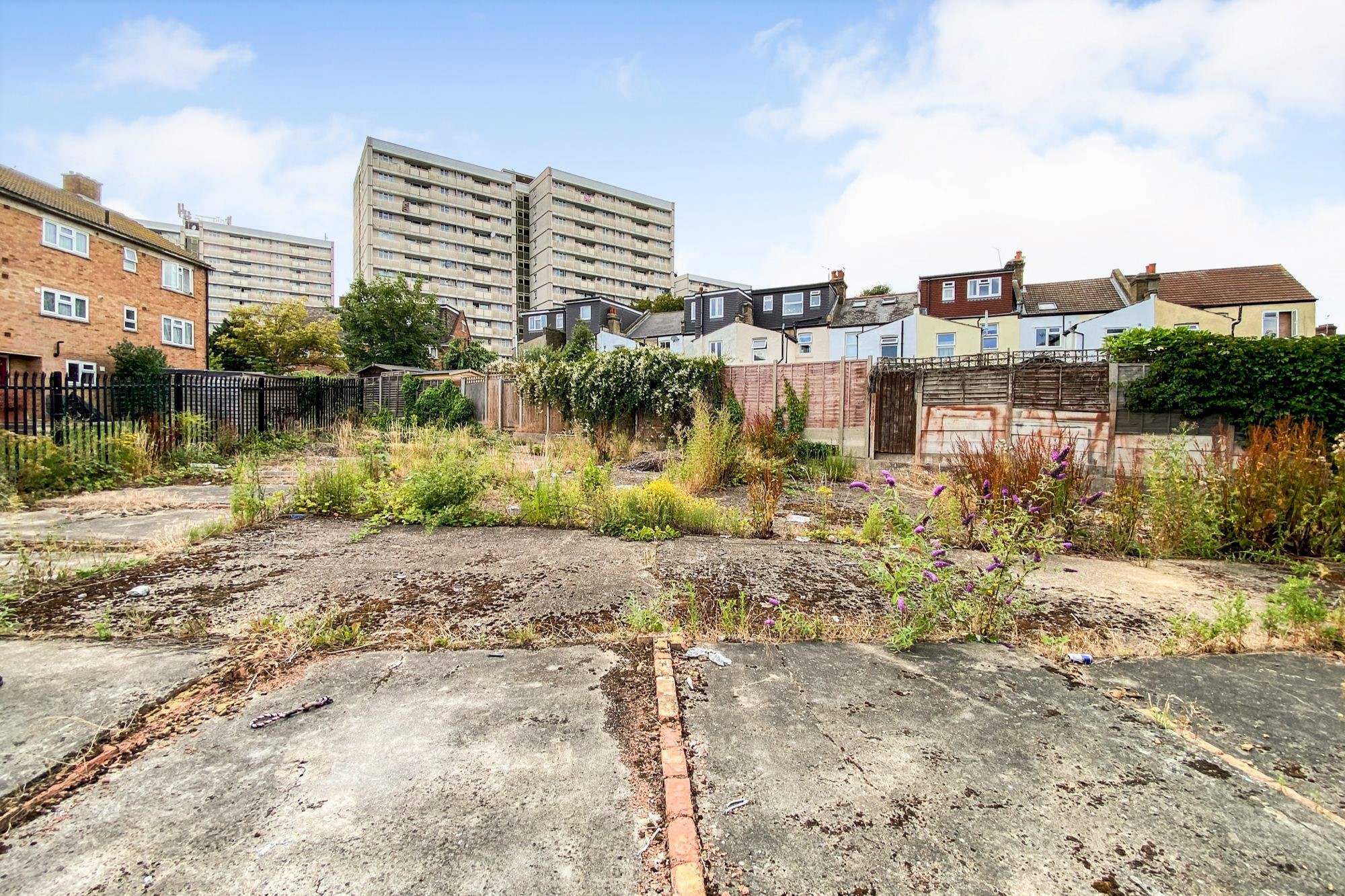 Plot 2, rear of 60 Brigadier Hill, Enfield, EN2 0NJ