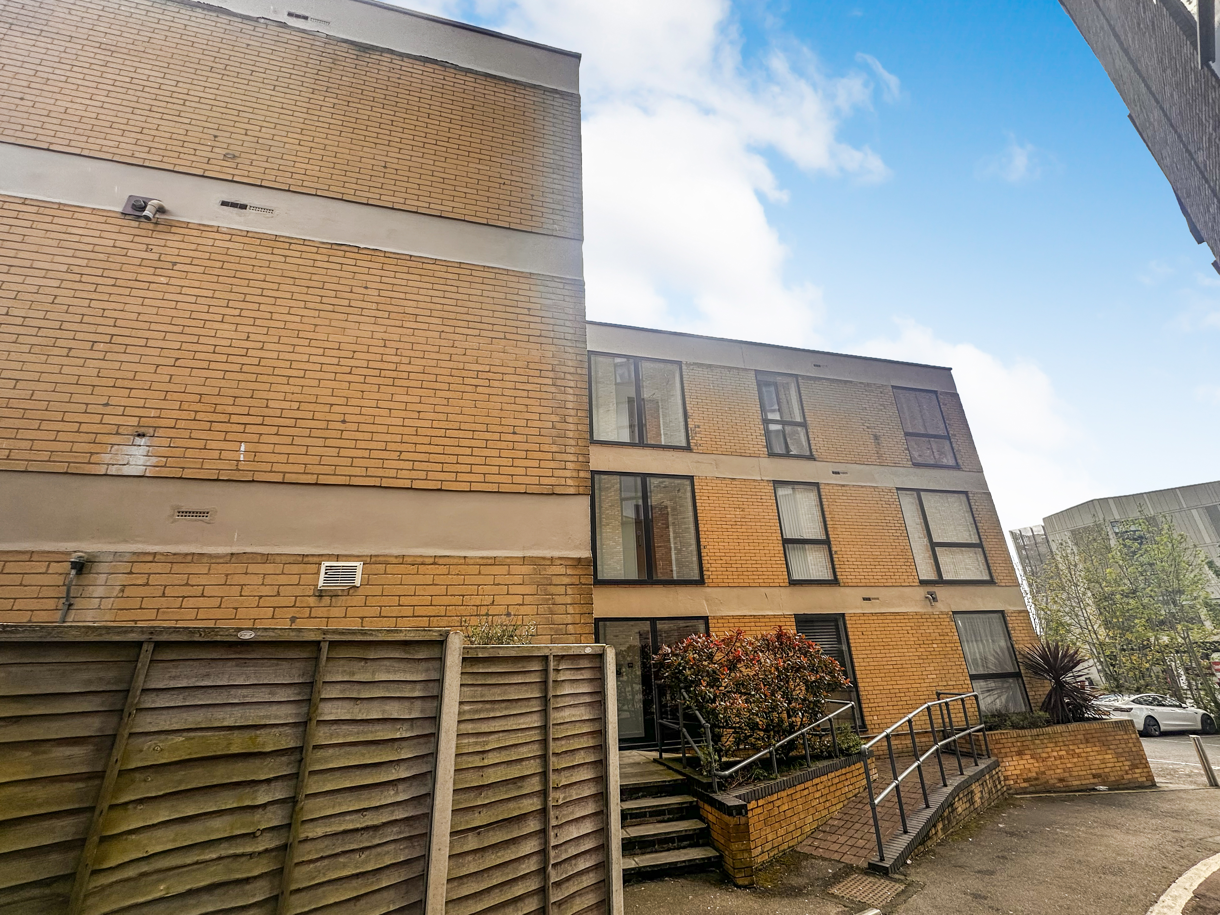 Flats, 2, 8 & 9 Elwick House, Elwick Road, Ashford, Kent, TN23 1AU