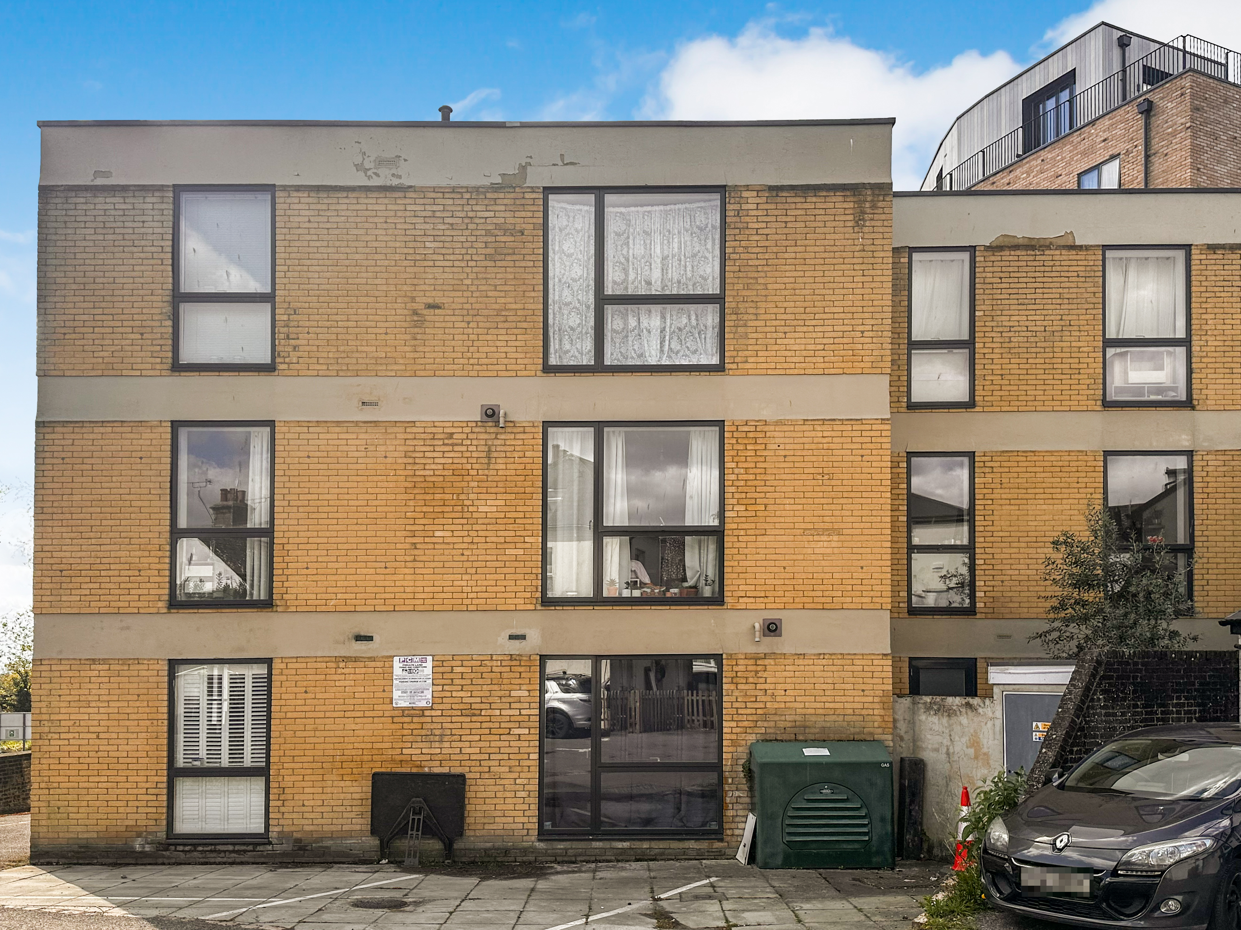 Flats, 2, 8 & 9 Elwick House, Elwick Road, Ashford, Kent, TN23 1AU